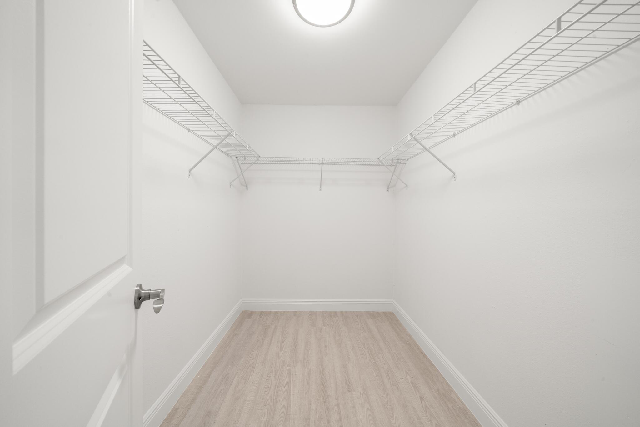 SUN N LK SEB UNIT 02 - Residential
