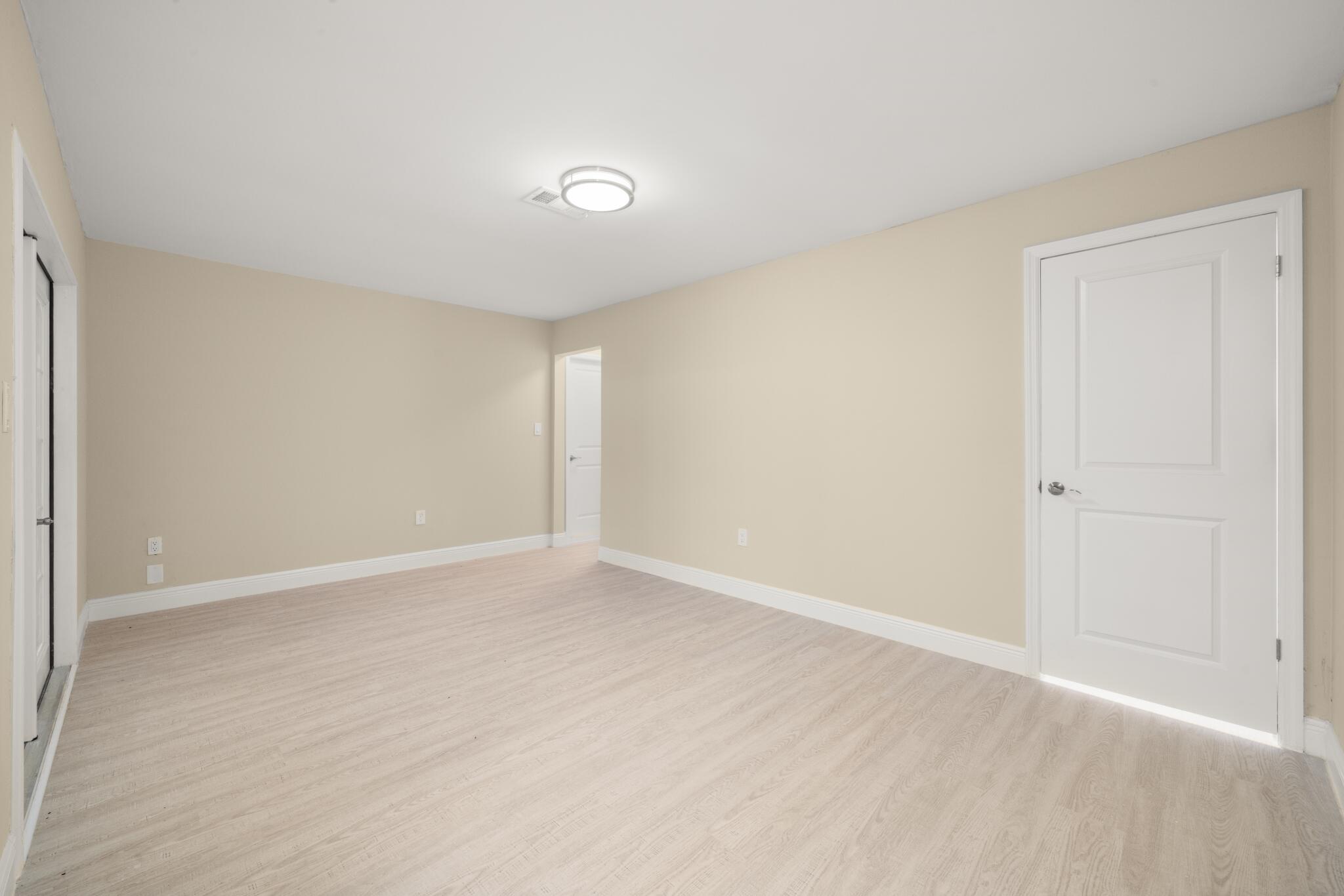 SUN N LK SEB UNIT 02 - Residential