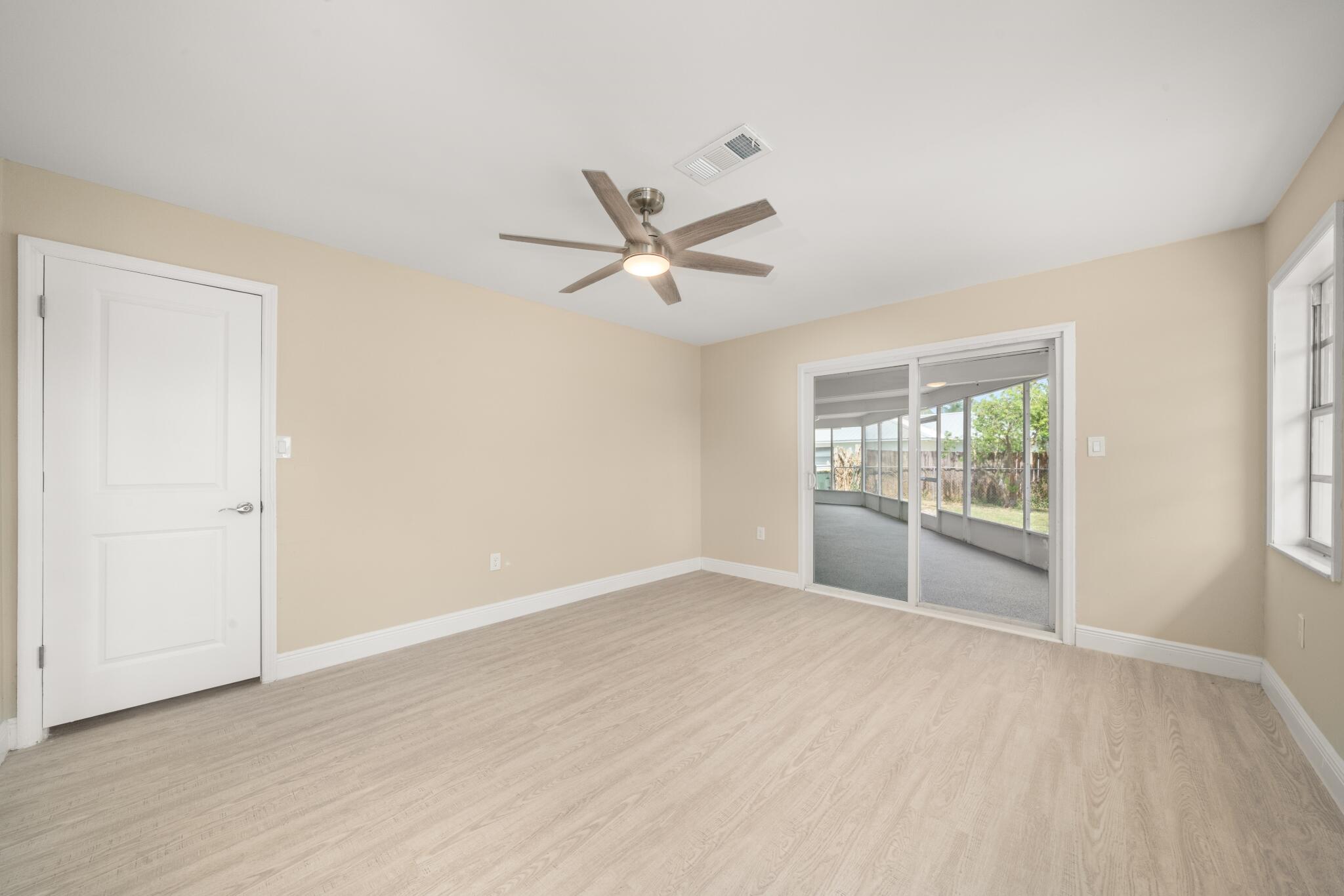 SUN N LK SEB UNIT 02 - Residential