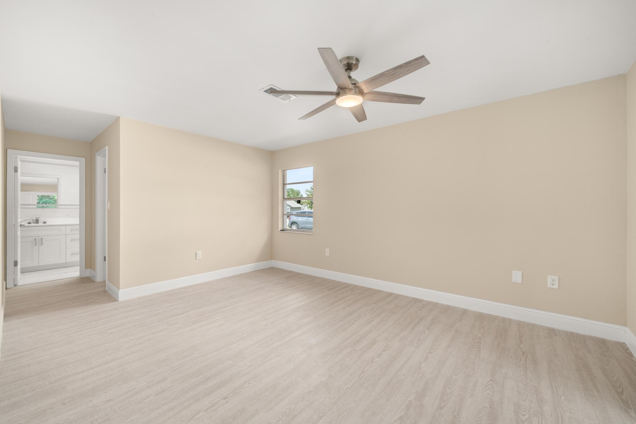 SUN N LK SEB UNIT 02 - Residential