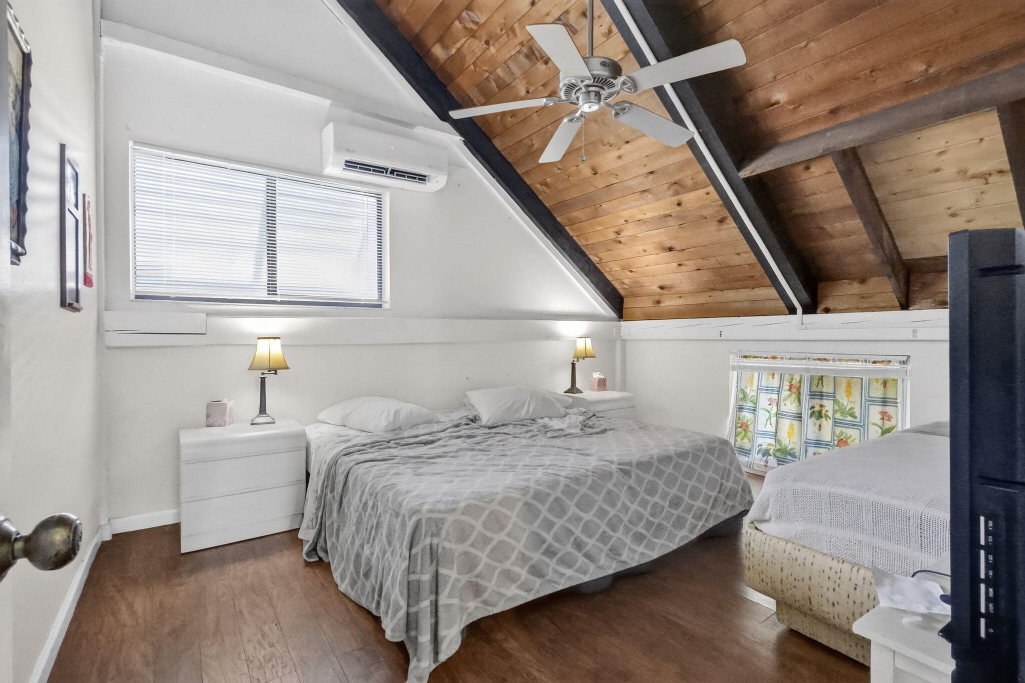 PALM BEACH RANCHES - Residential