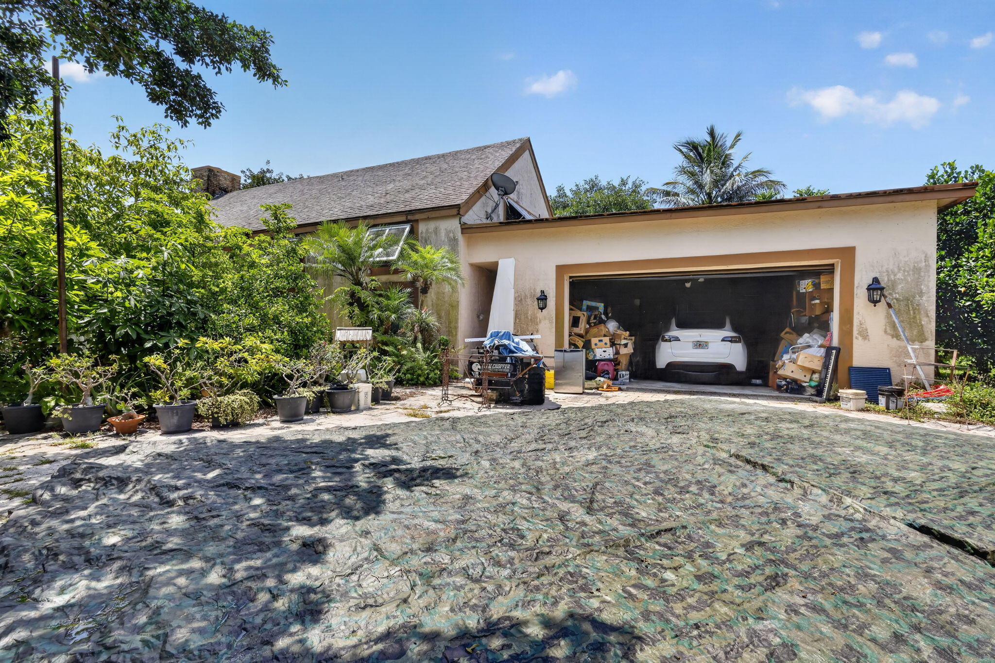 PALM BEACH RANCHES - Residential
