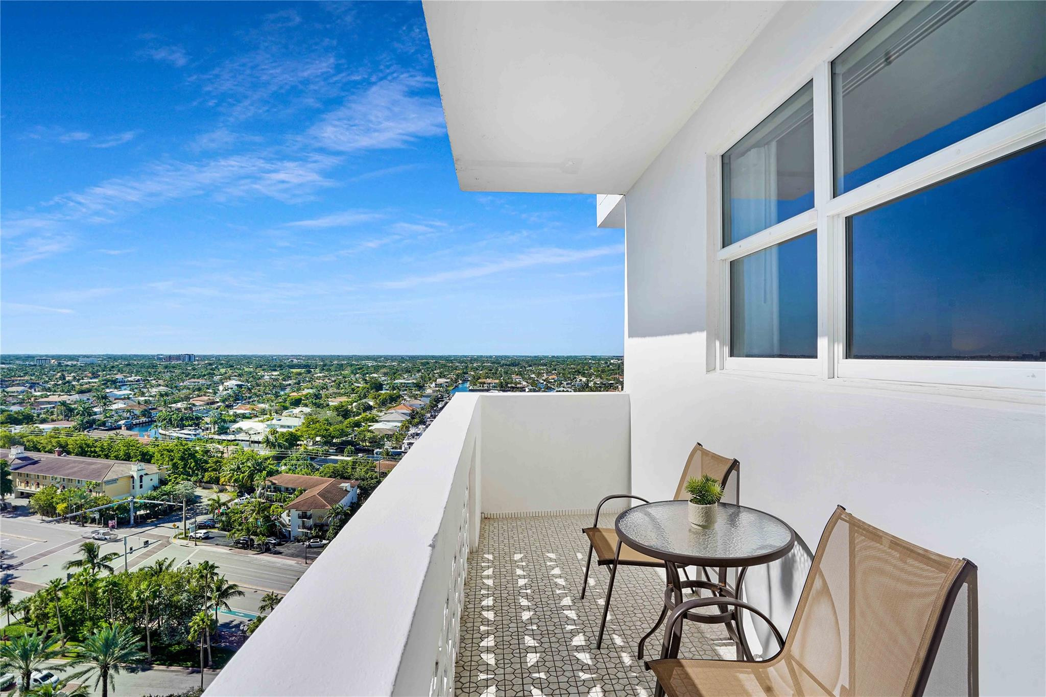 GALT TOWERS CONDO - Residential Lease