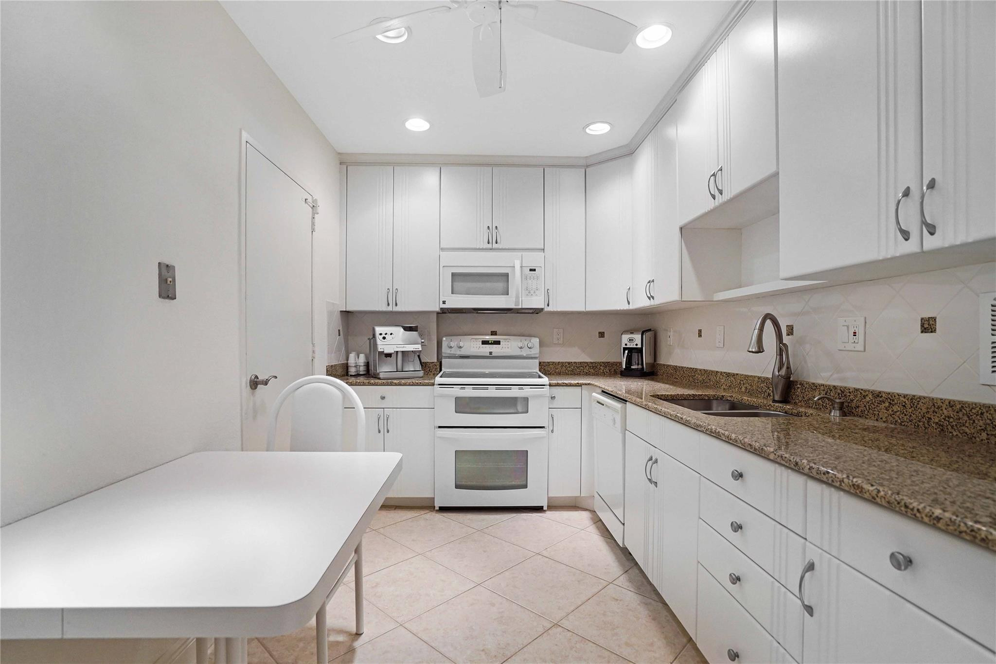 GALT TOWERS CONDO - Residential Lease