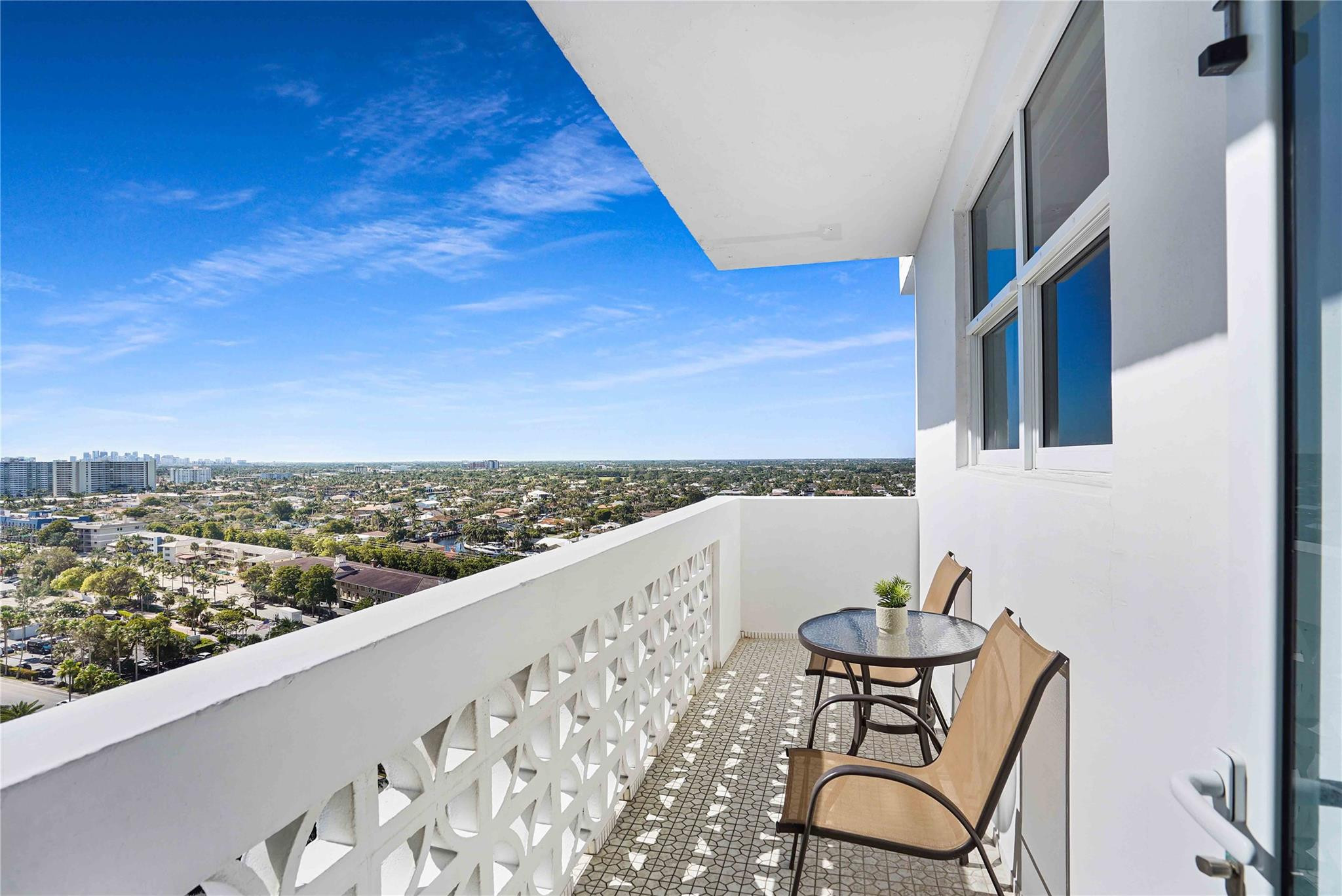 GALT TOWERS CONDO - Residential Lease