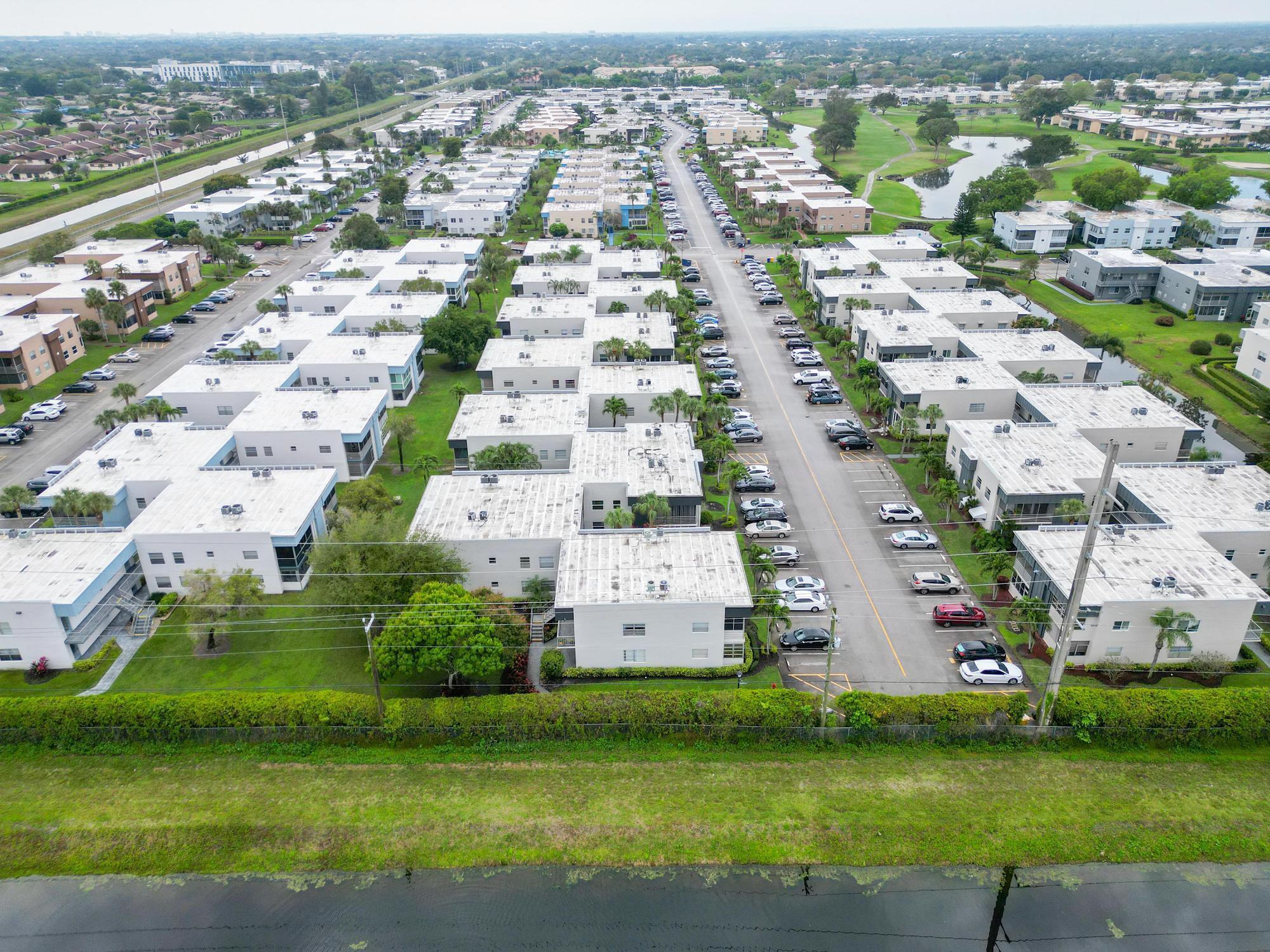 KINGS POINT BURGUNDY CONDOS - Residential Lease