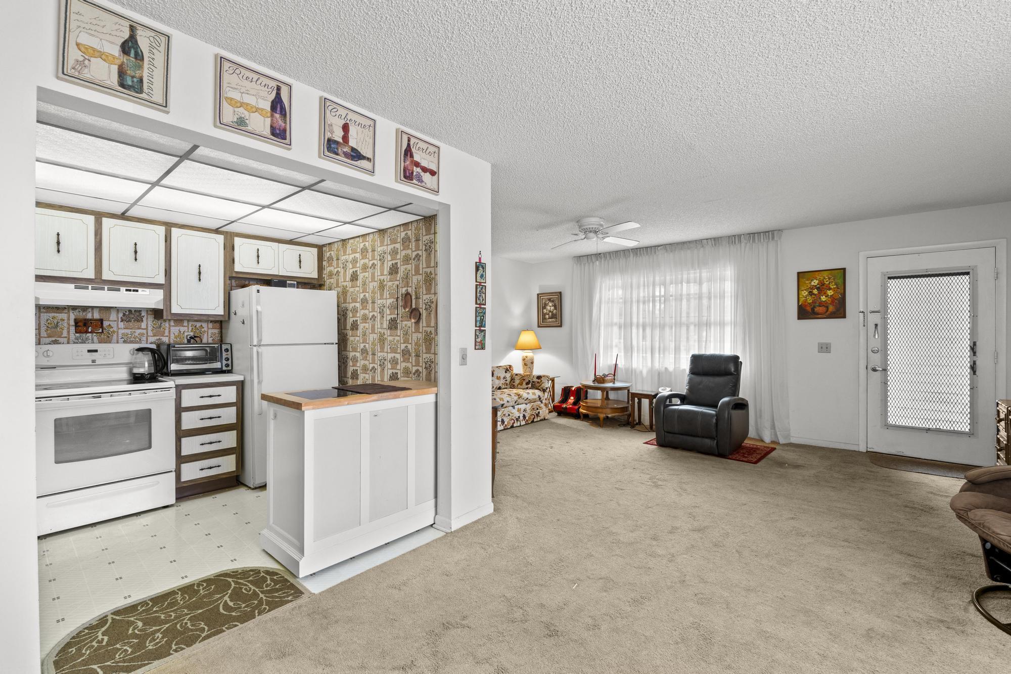 KINGS POINT BURGUNDY CONDOS - Residential Lease