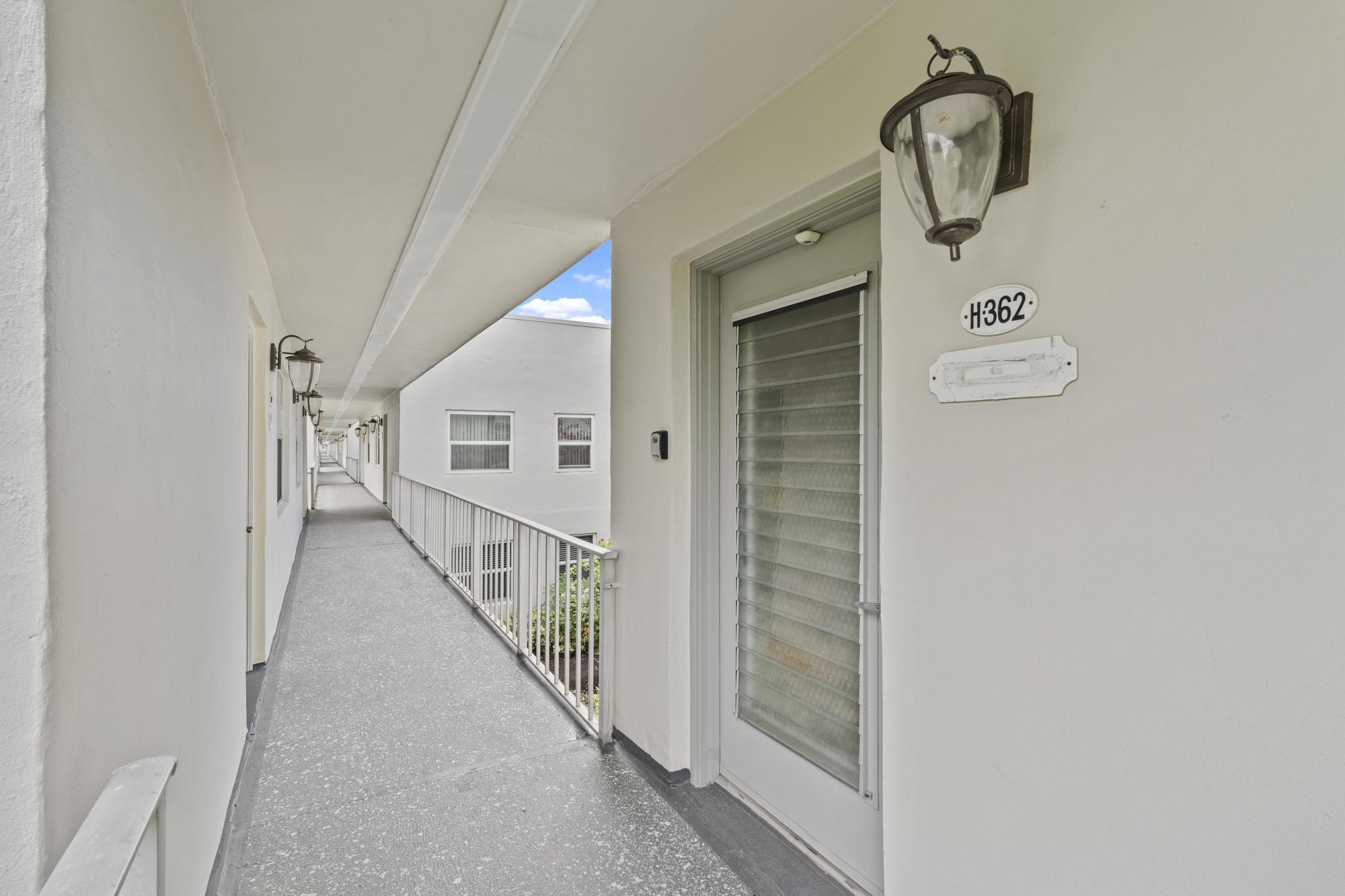 KINGS POINT BURGUNDY CONDOS - Residential Lease