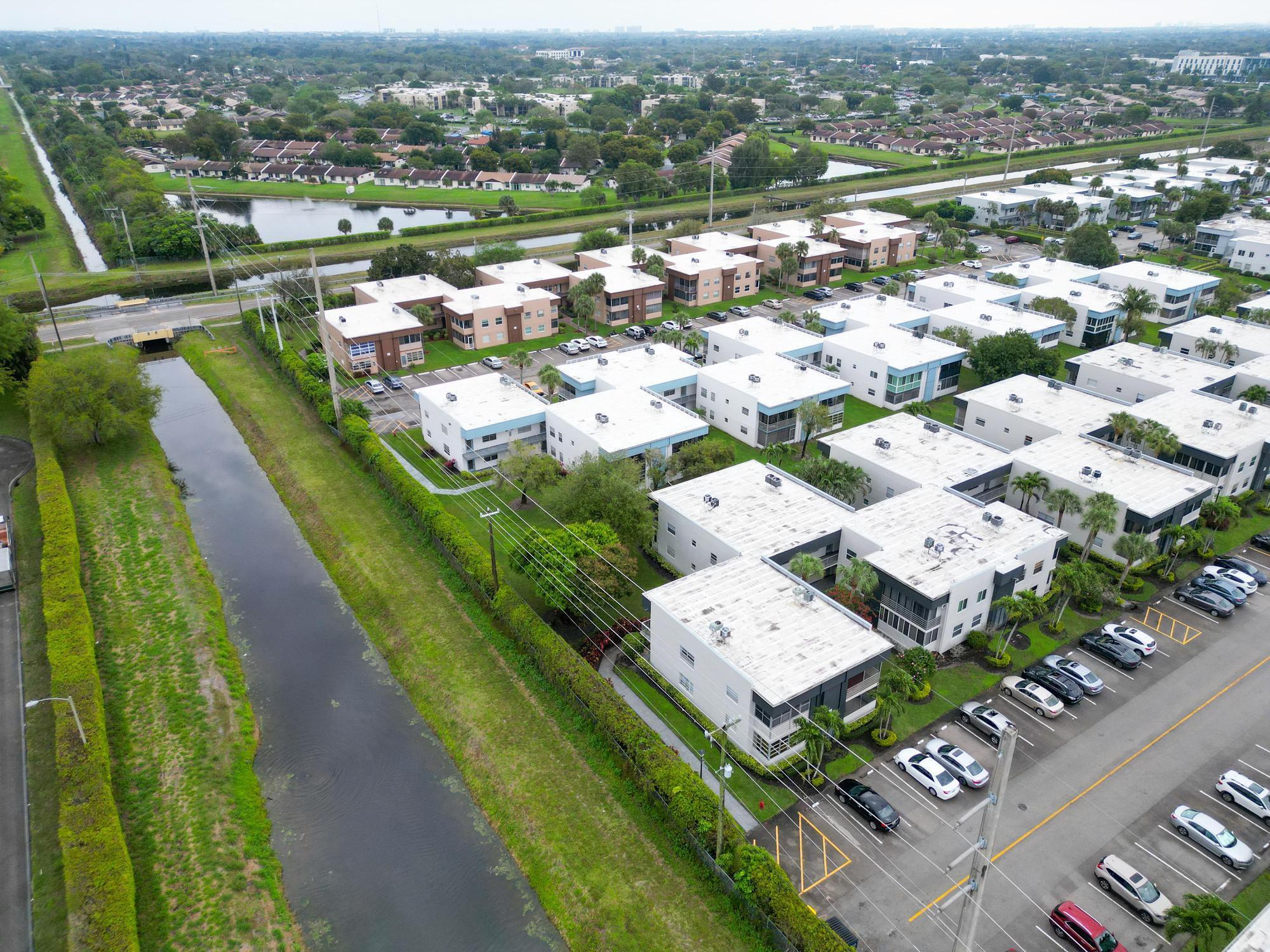 KINGS POINT BURGUNDY CONDOS - Residential Lease