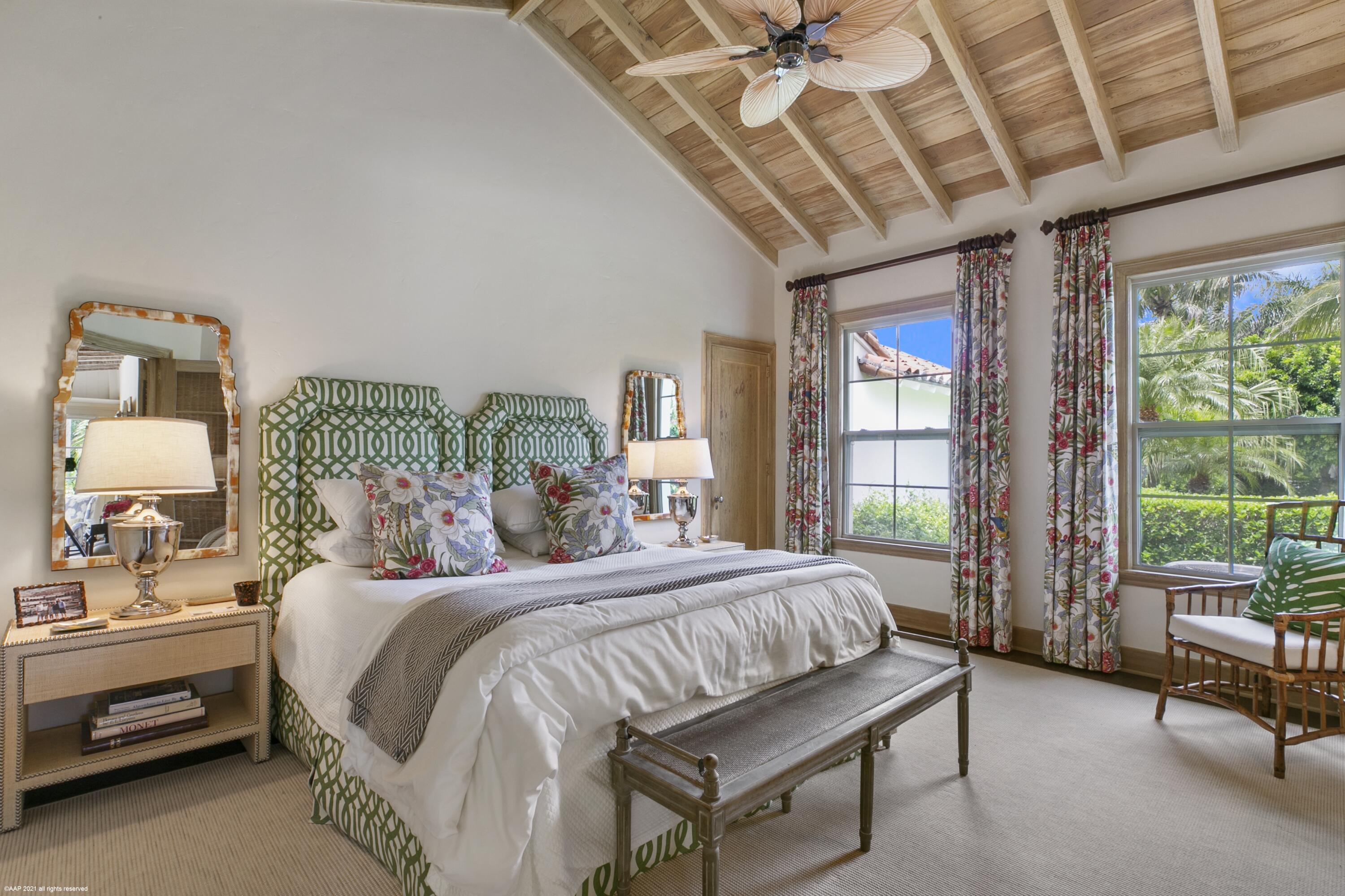 JUPITER ISLAND - Residential