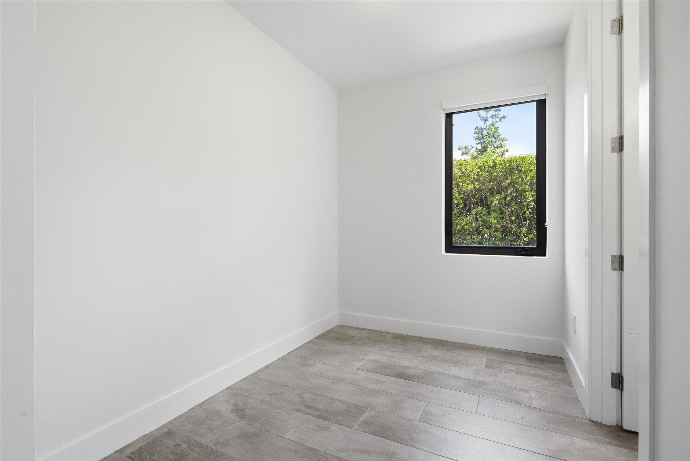 BOTANIKO WESTON ESTATES - Residential