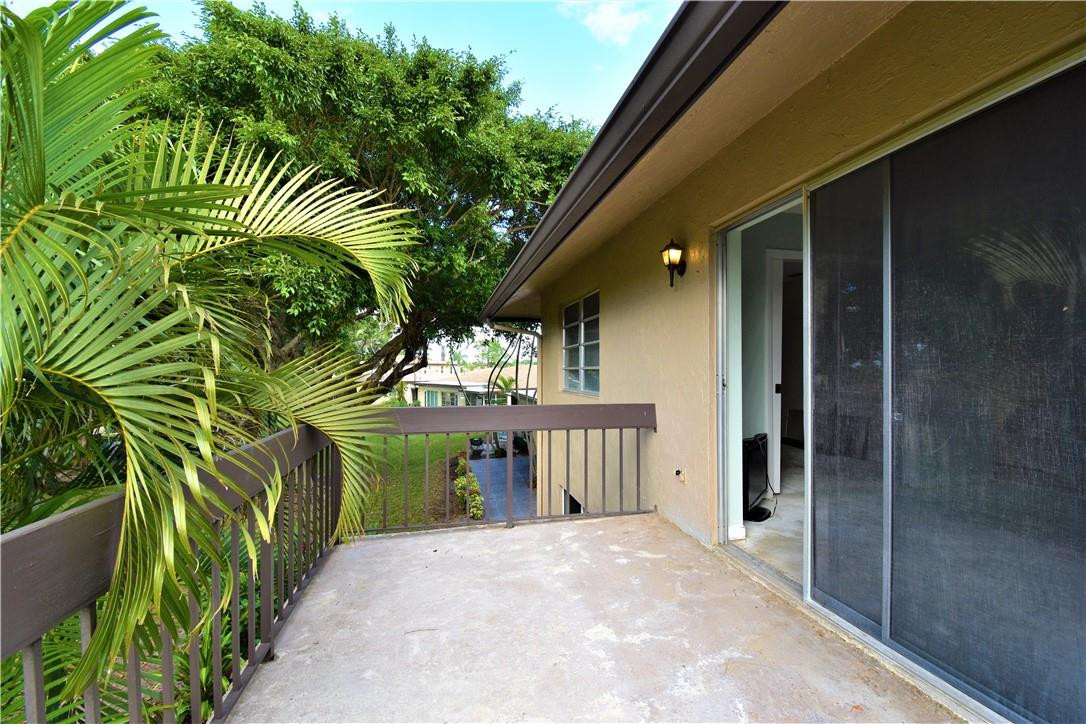 PALM GREENS - Residential