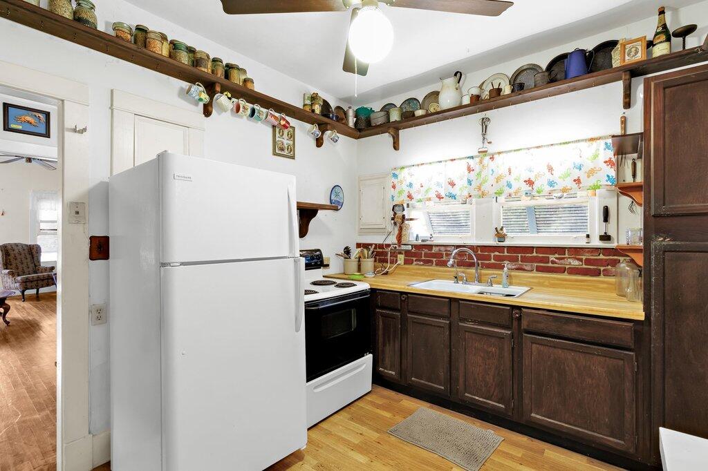 OSCEOLA PARK HOME SITES - Residential
