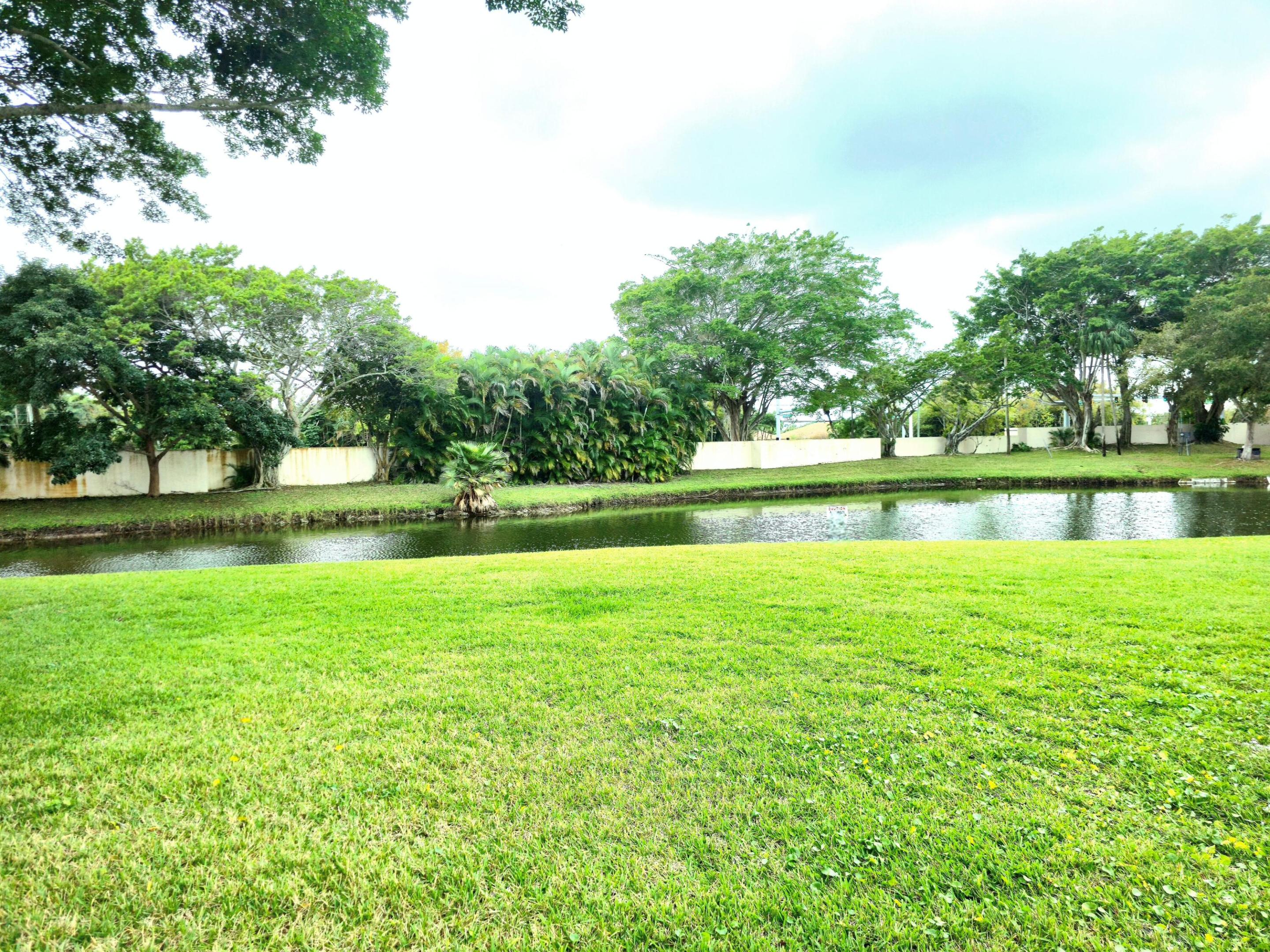 Boca Glades - Residential