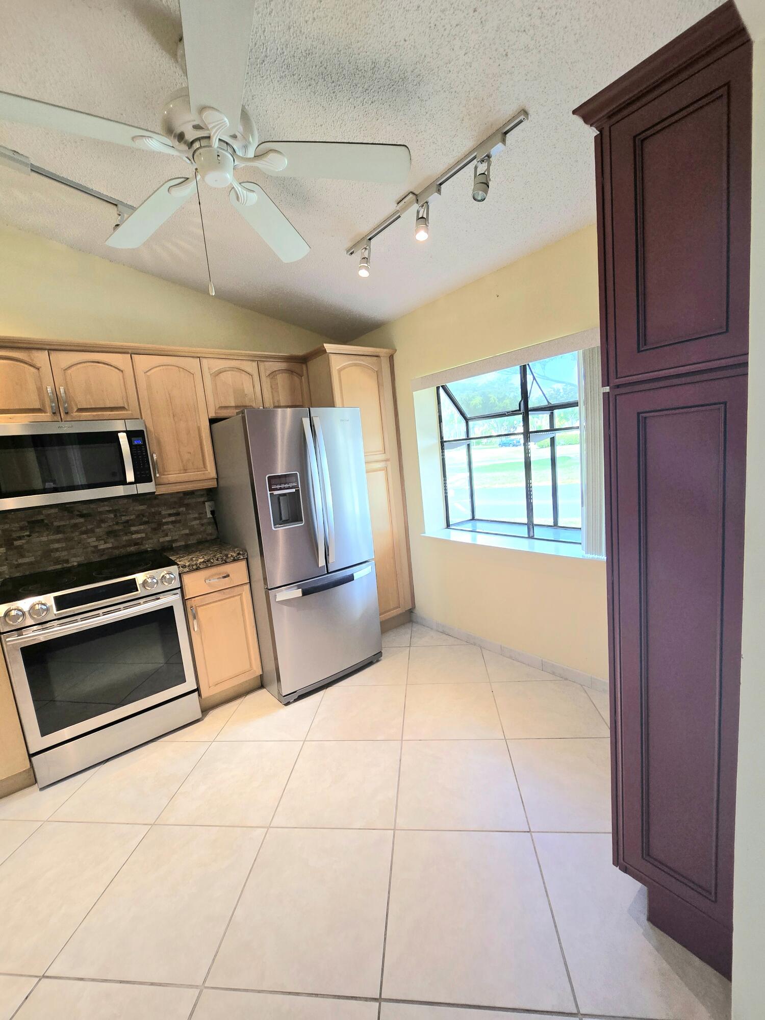 Boca Glades - Residential