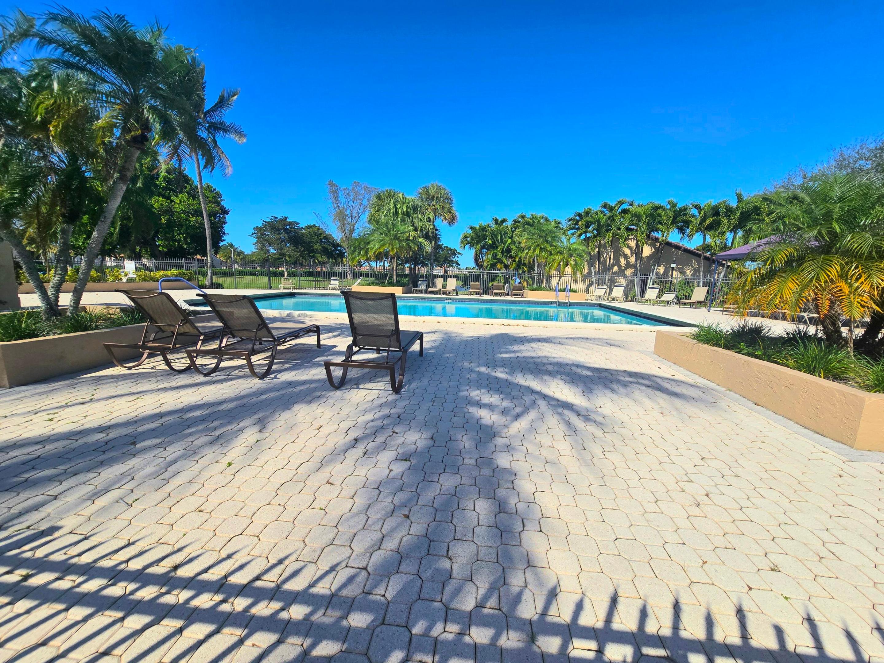 Boca Glades - Residential