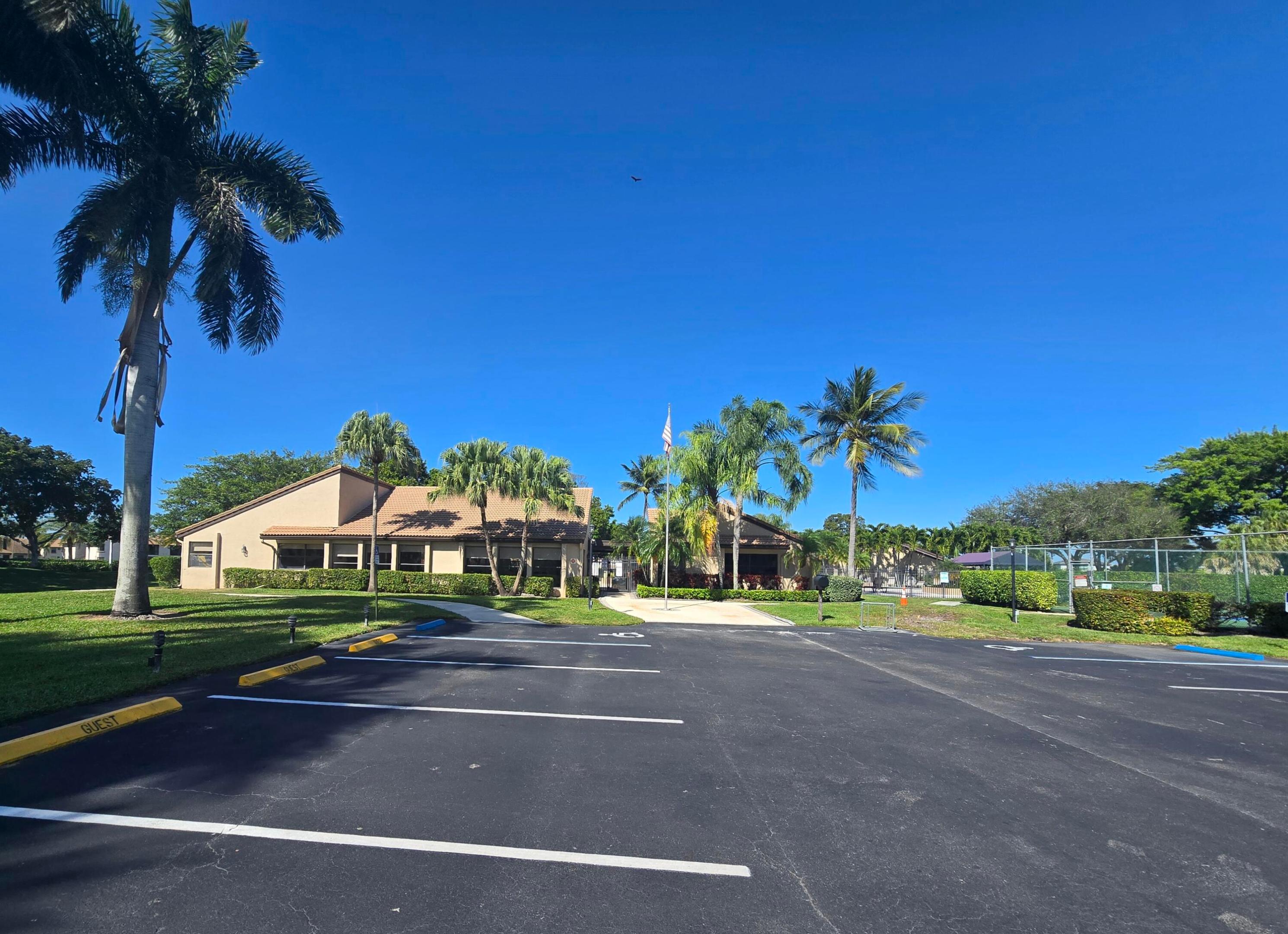 Boca Glades - Residential