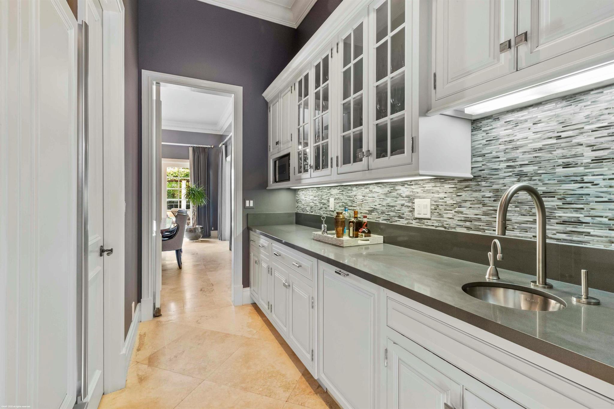 KENSINGTON - Residential