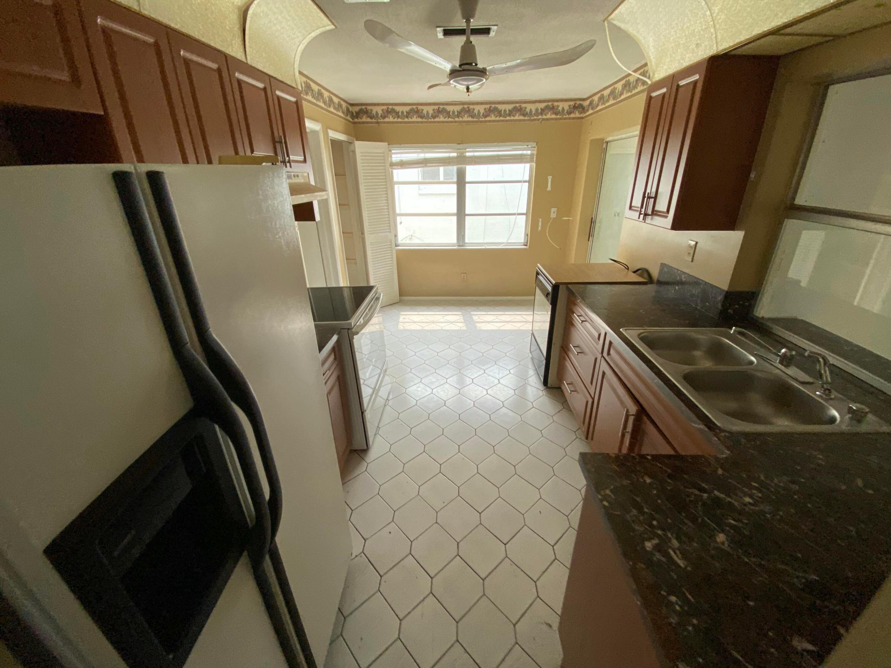OAKLAND ESTATES 7TH SECTI - Residential