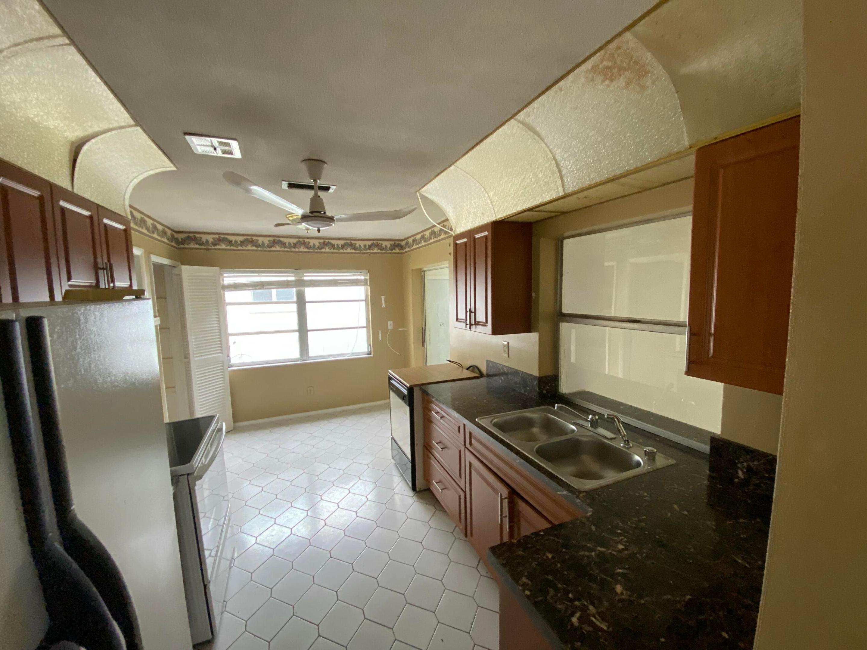 OAKLAND ESTATES 7TH SECTI - Residential