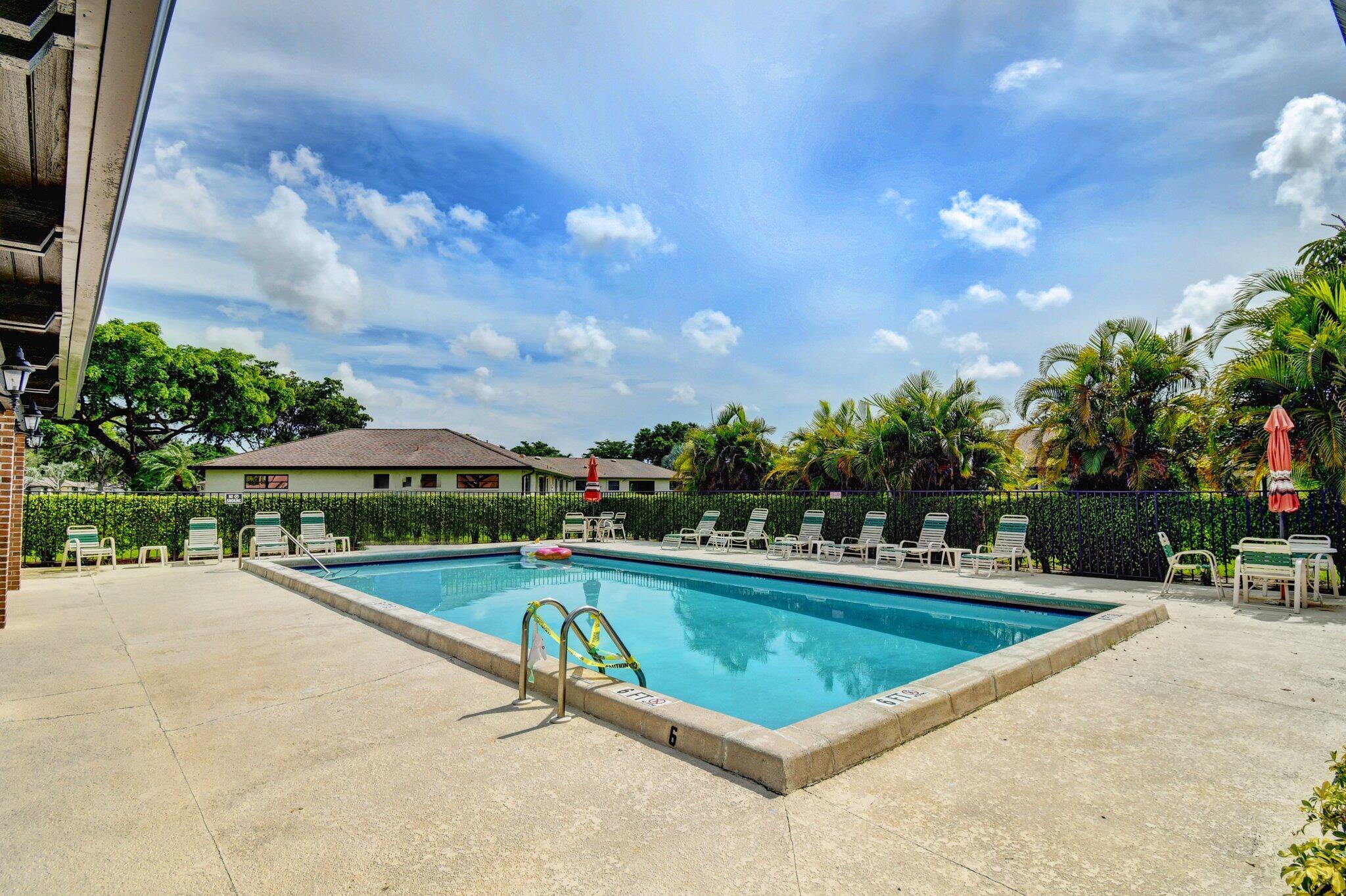 GREENTREE VILLAS CONDO - Residential