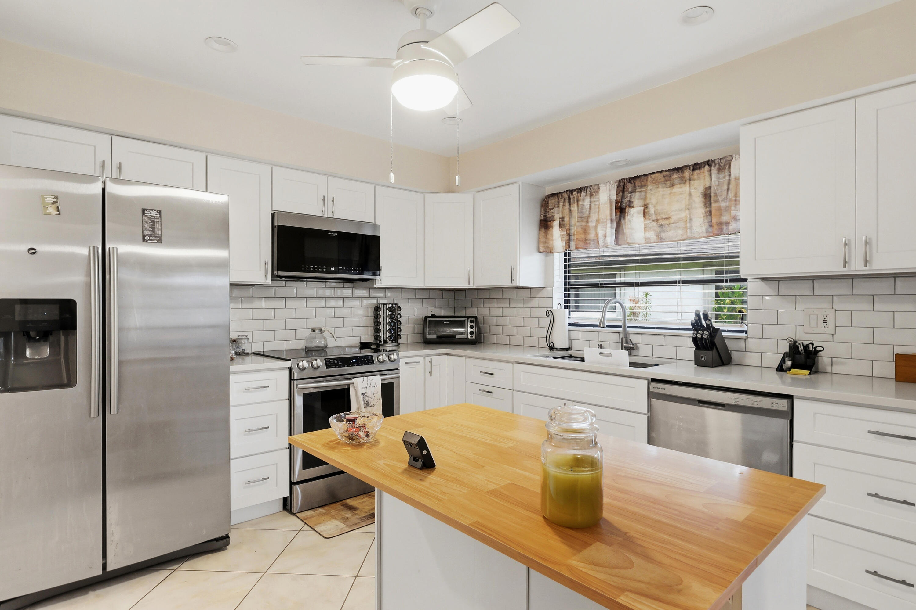 GREENTREE VILLAS CONDO - Residential