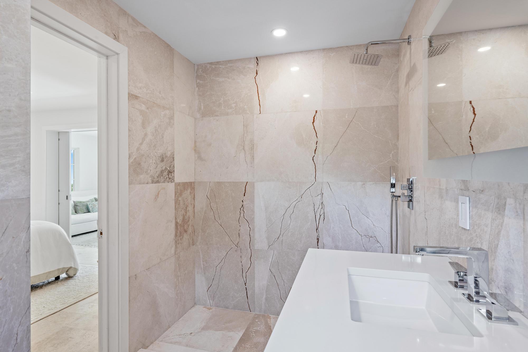 EL CID - Residential