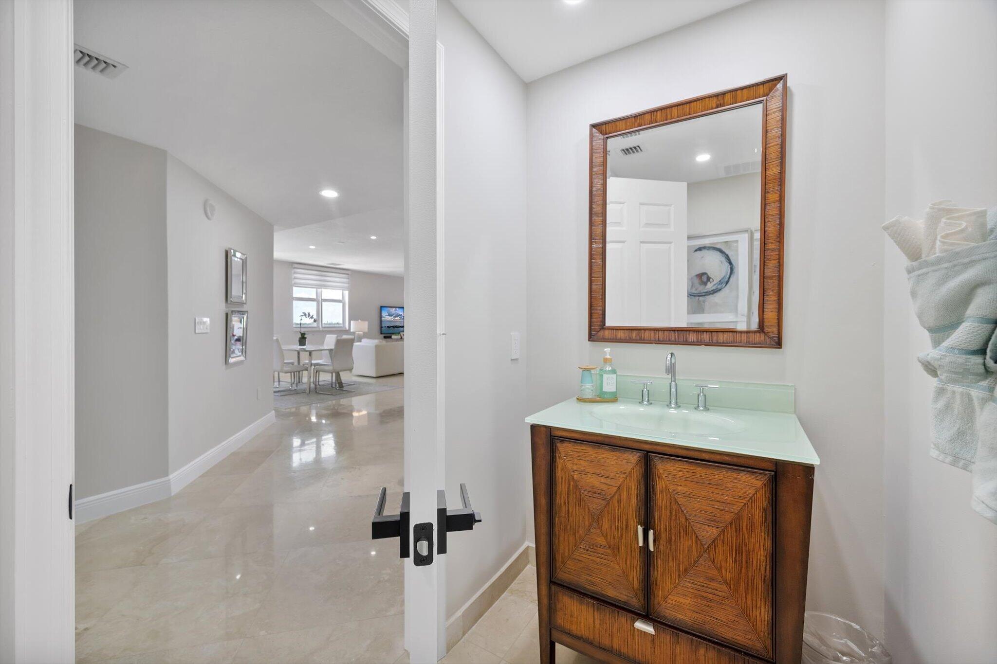 LA CASCADE CONDO - Residential