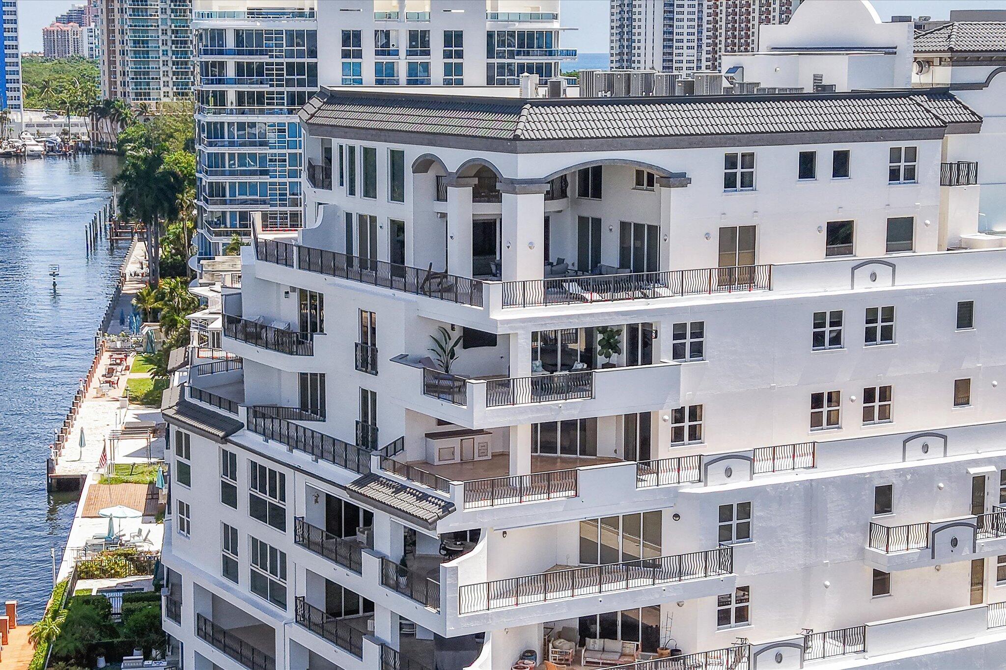 LA CASCADE CONDO - Residential