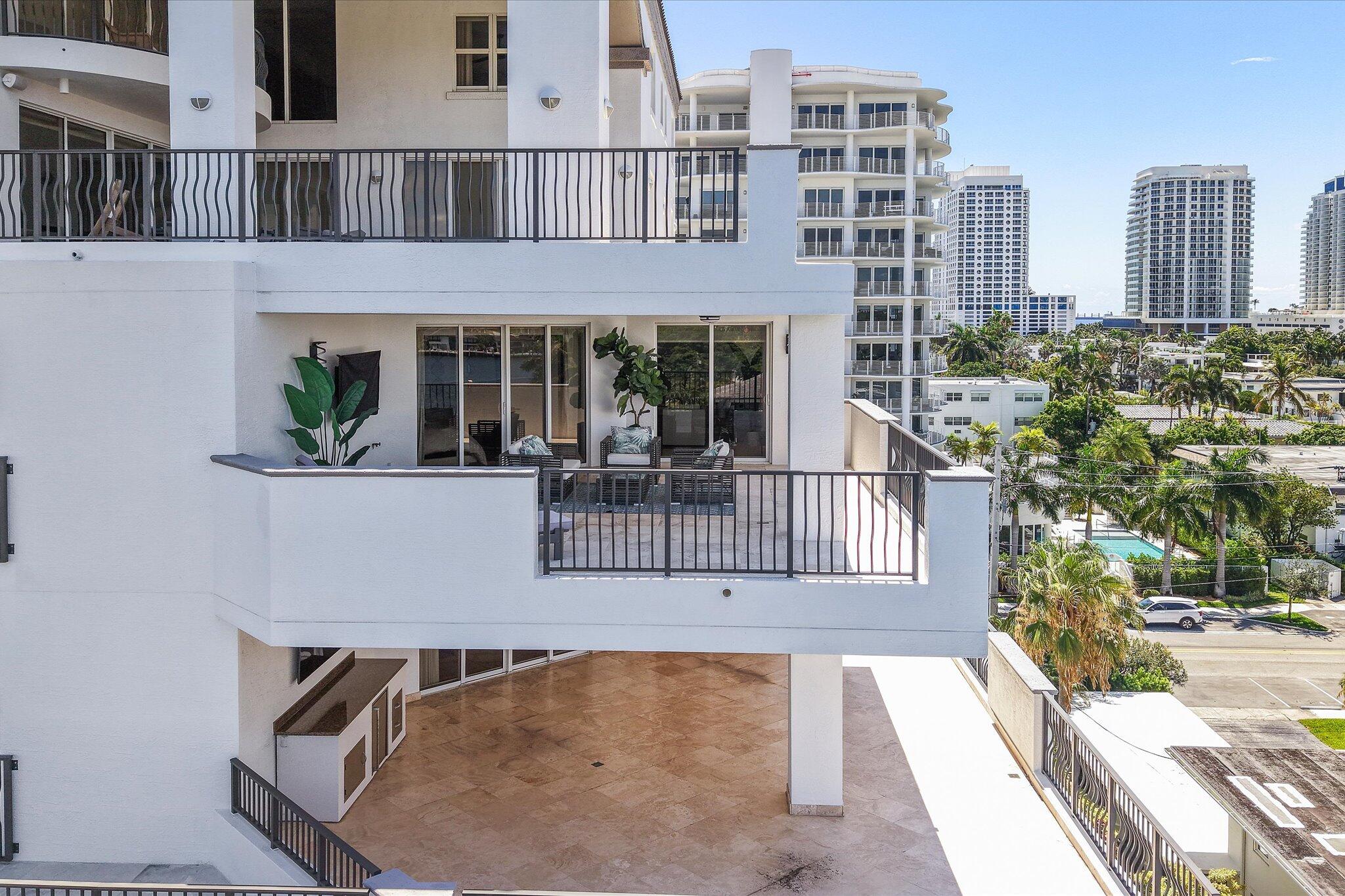 LA CASCADE CONDO - Residential