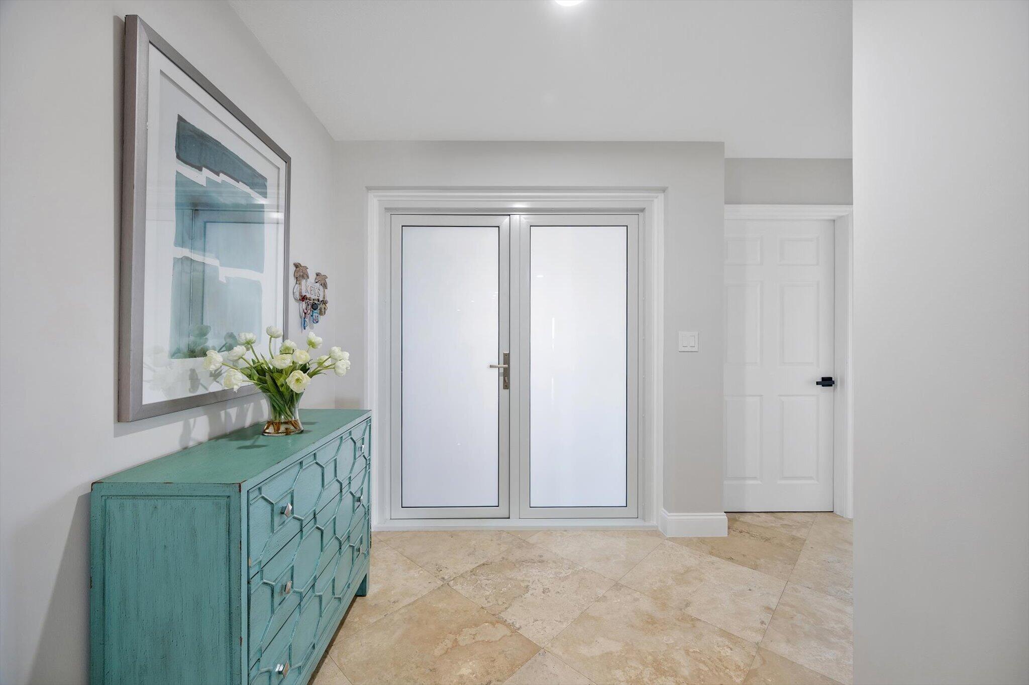 LA CASCADE CONDO - Residential