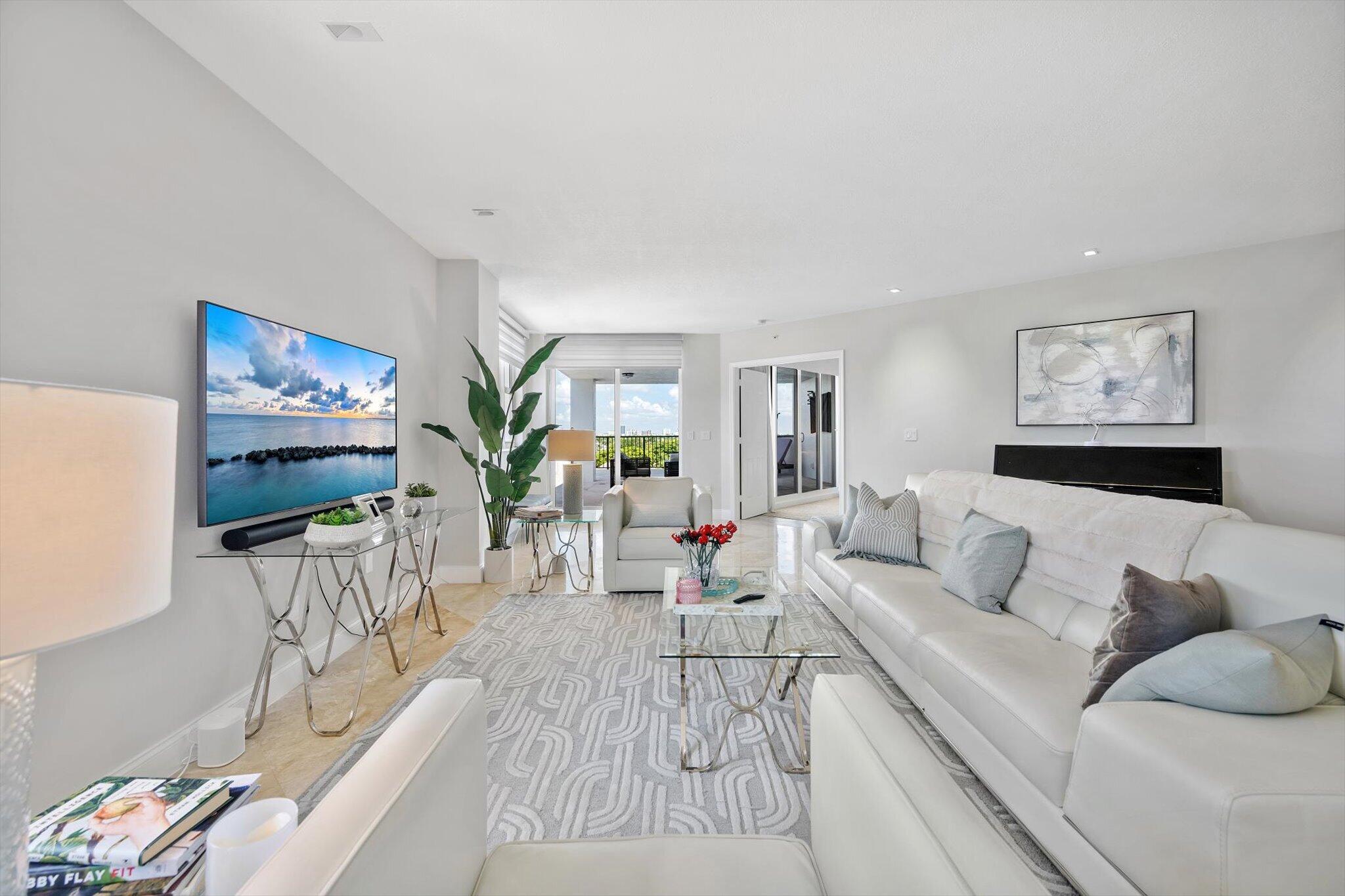 LA CASCADE CONDO - Residential