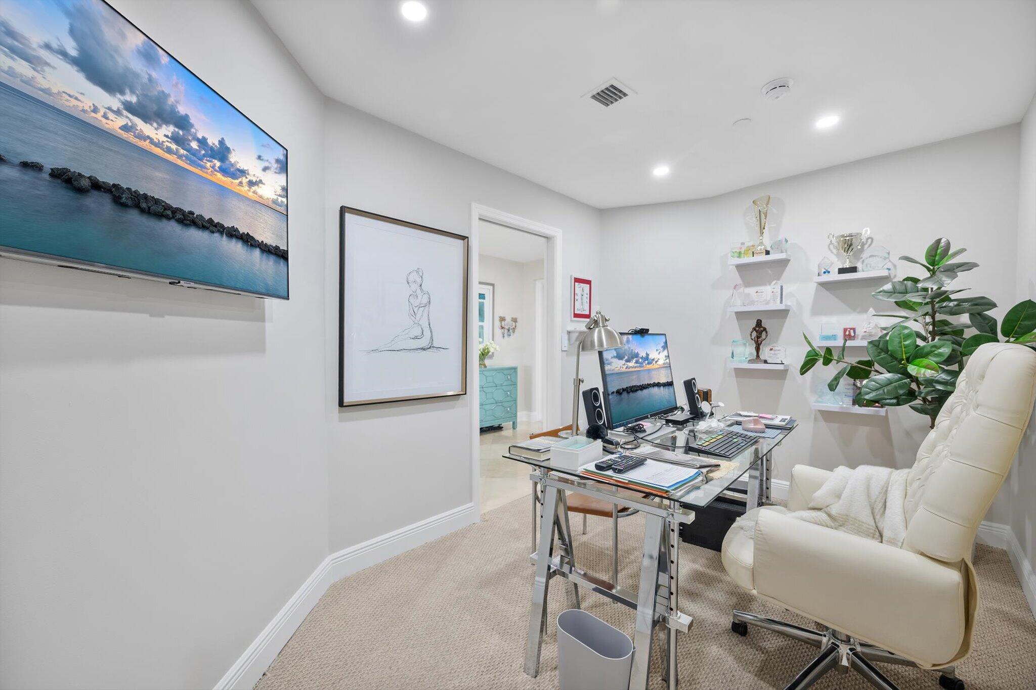 LA CASCADE CONDO - Residential