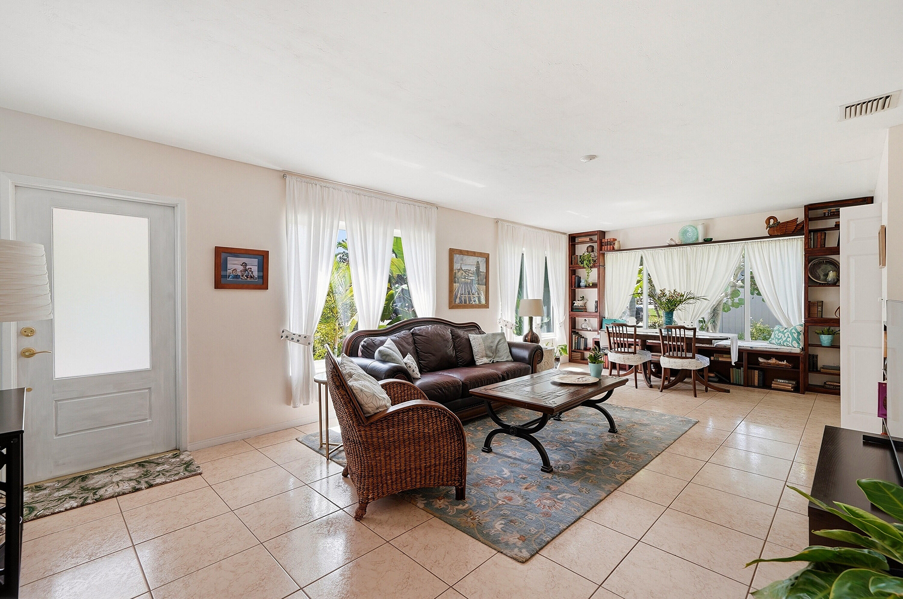 HILLBROOK - Residential