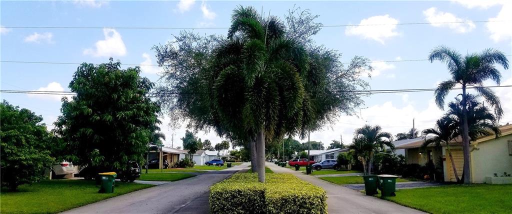 Tamarac Lakes North 3rd S - Residential