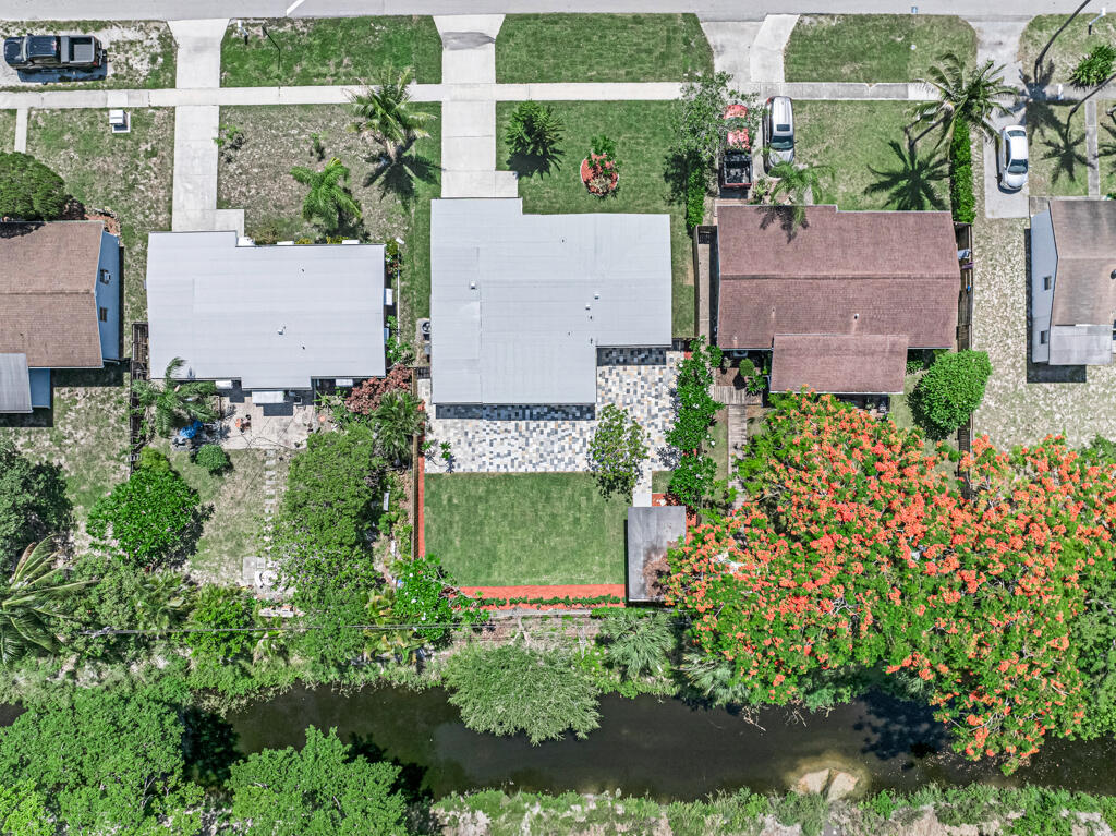 PALM BEACH CABANA COLONY 1 - Residential