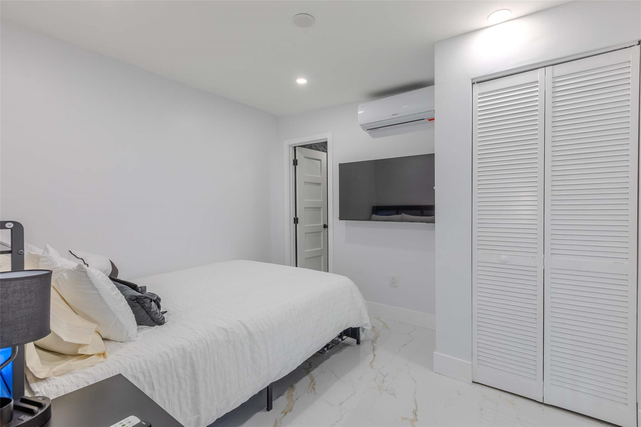 CRANSTON TERRACE - Residential