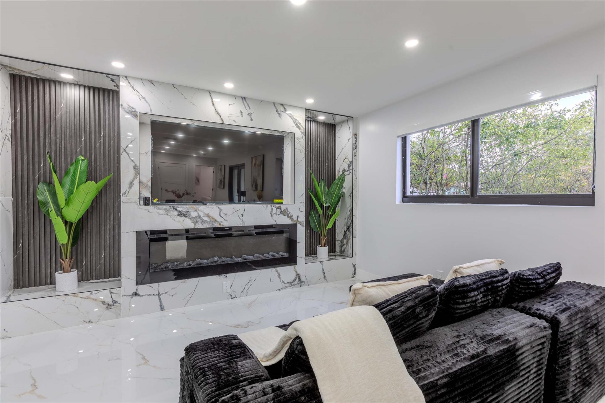CRANSTON TERRACE - Residential