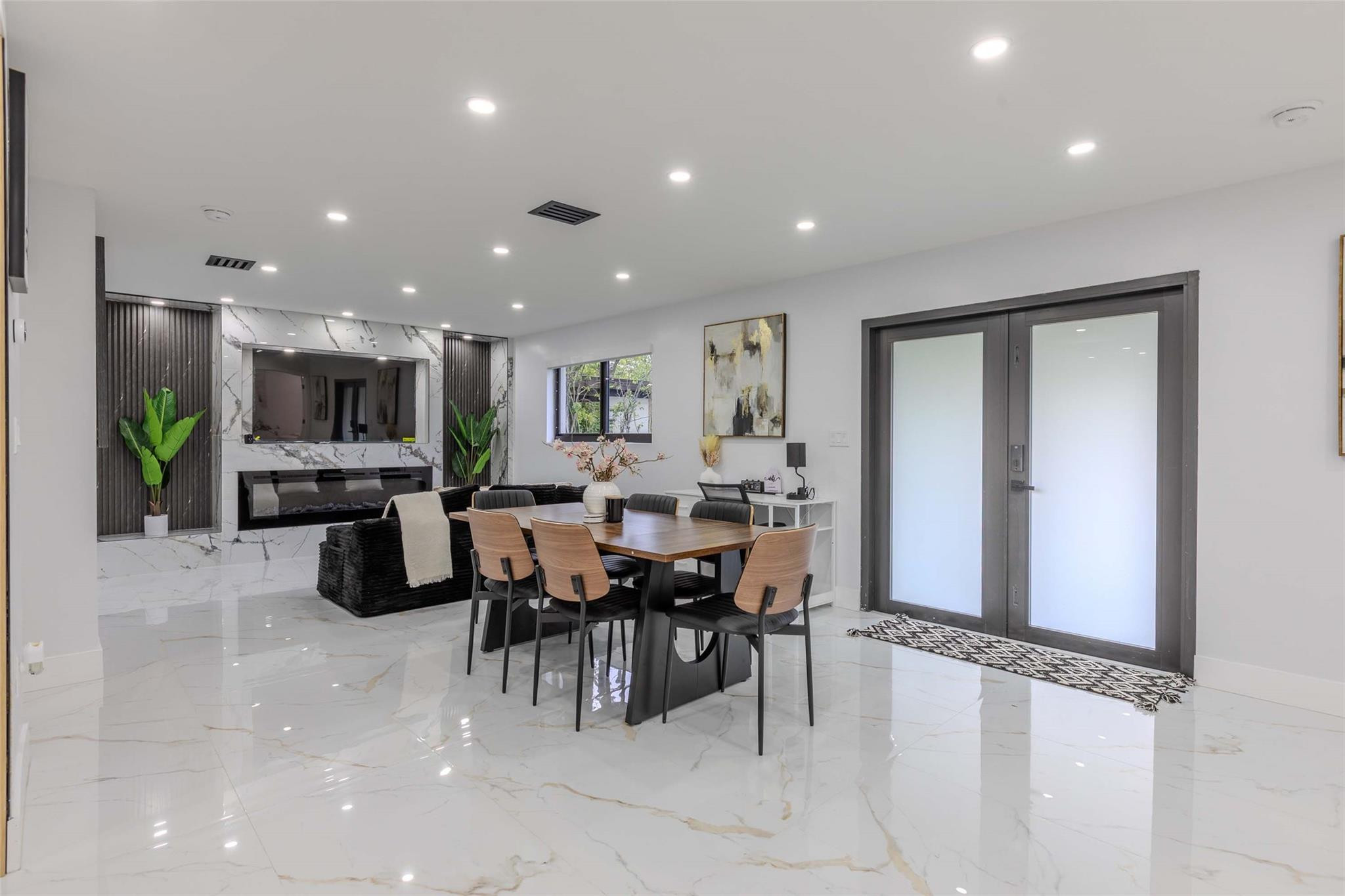 CRANSTON TERRACE - Residential