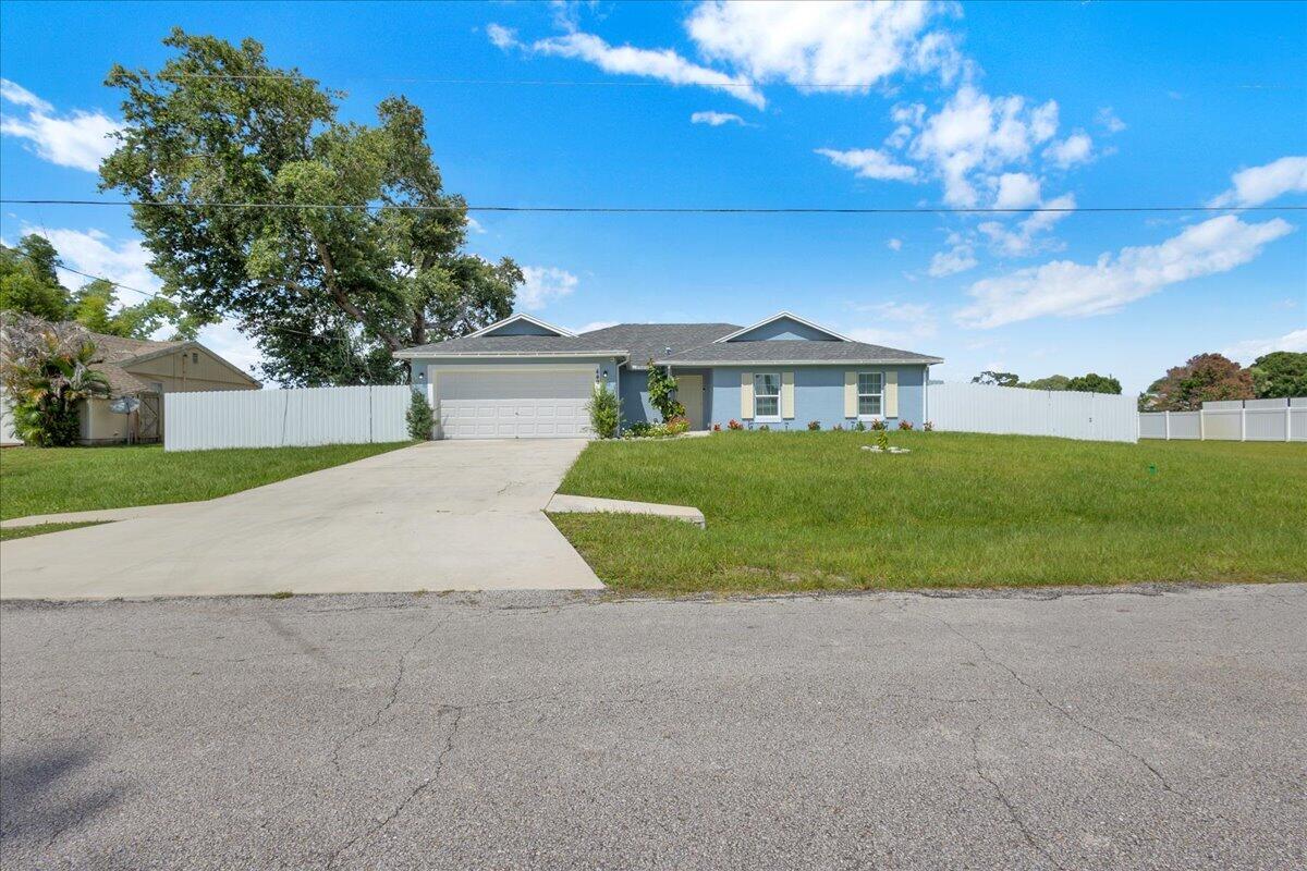PORT ST LUCIE SECTION 13 - Residential