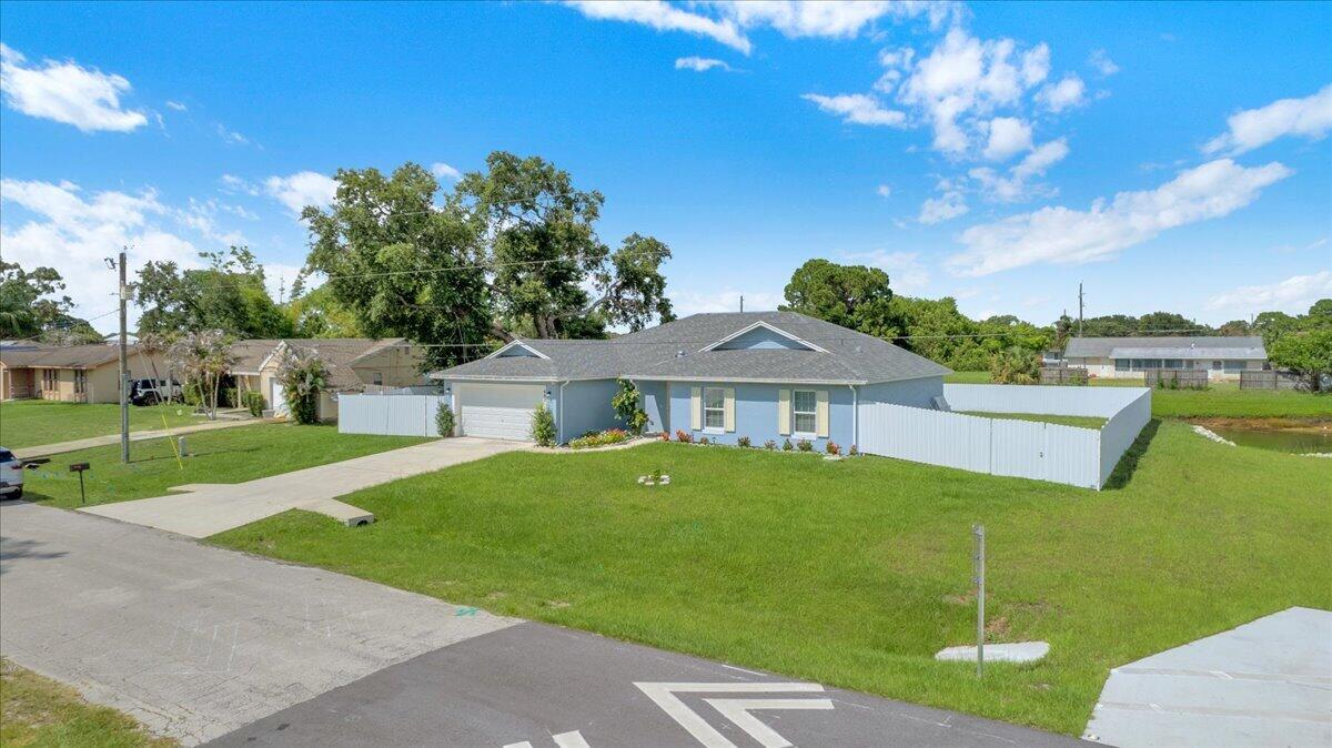 PORT ST LUCIE SECTION 13 - Residential