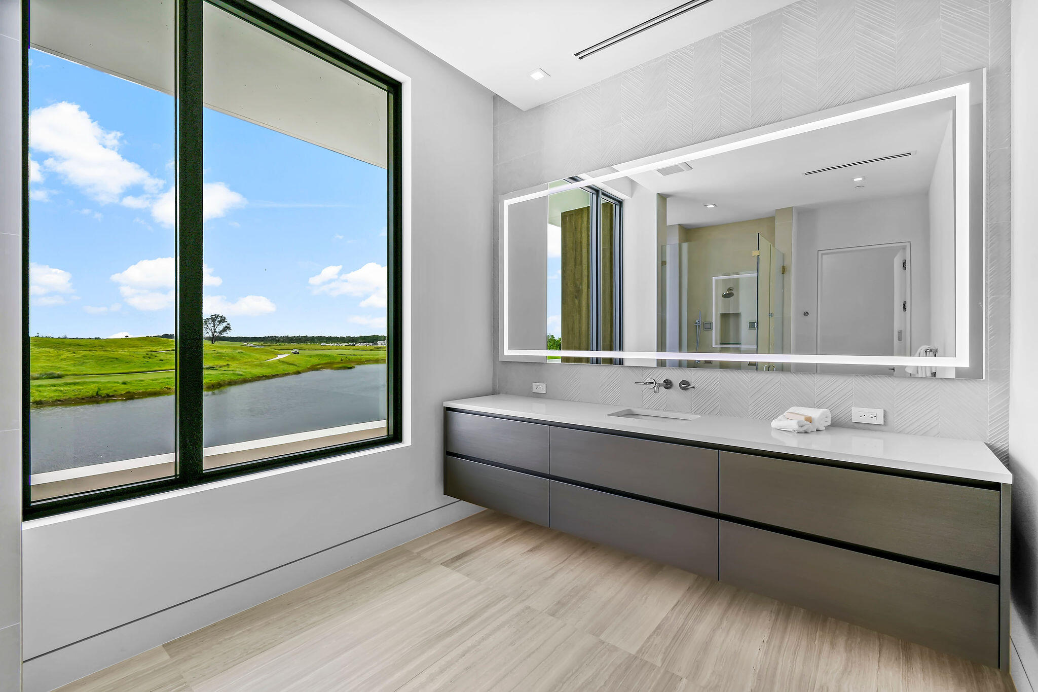 PANTHER NATIONAL - Residential