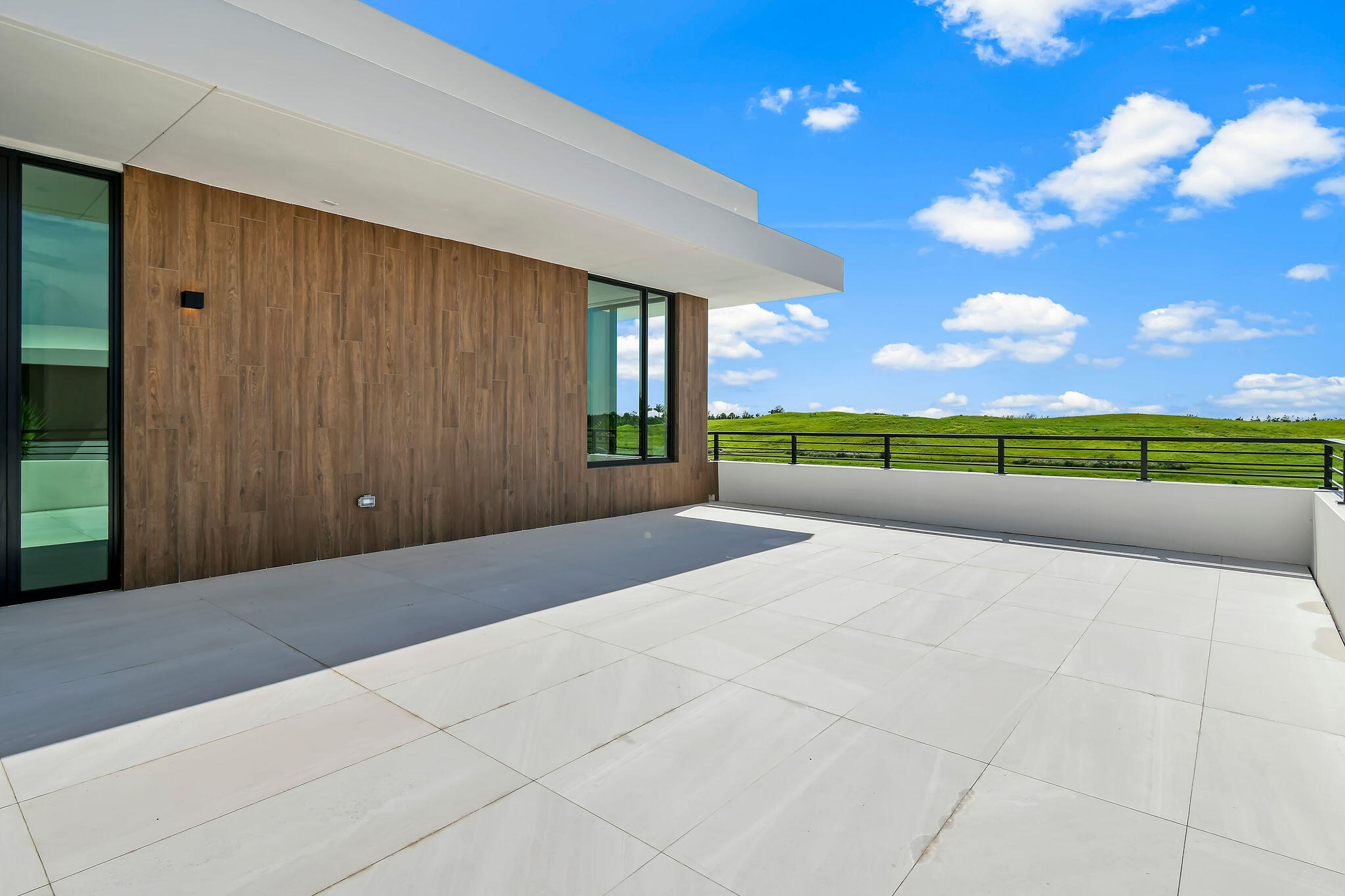 PANTHER NATIONAL - Residential