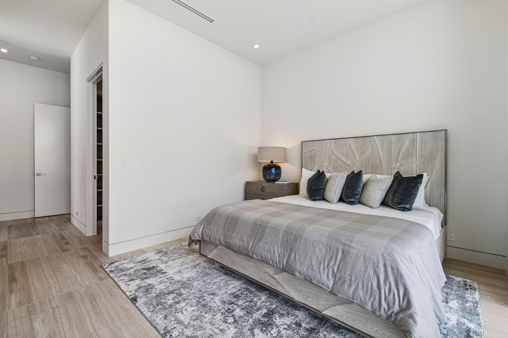 PANTHER NATIONAL - Residential