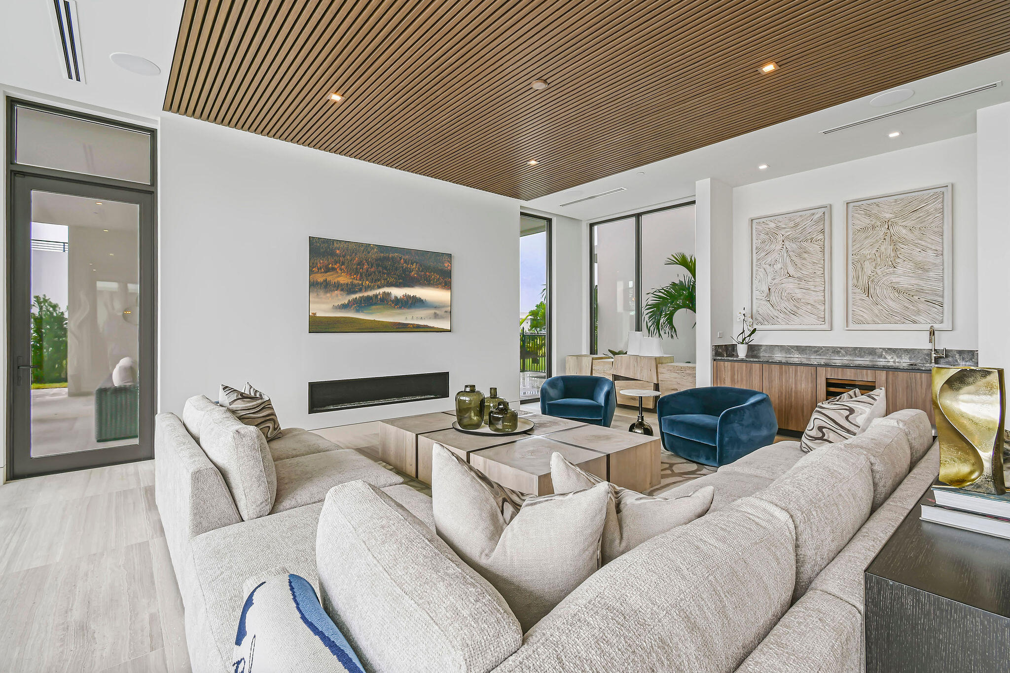 PANTHER NATIONAL - Residential