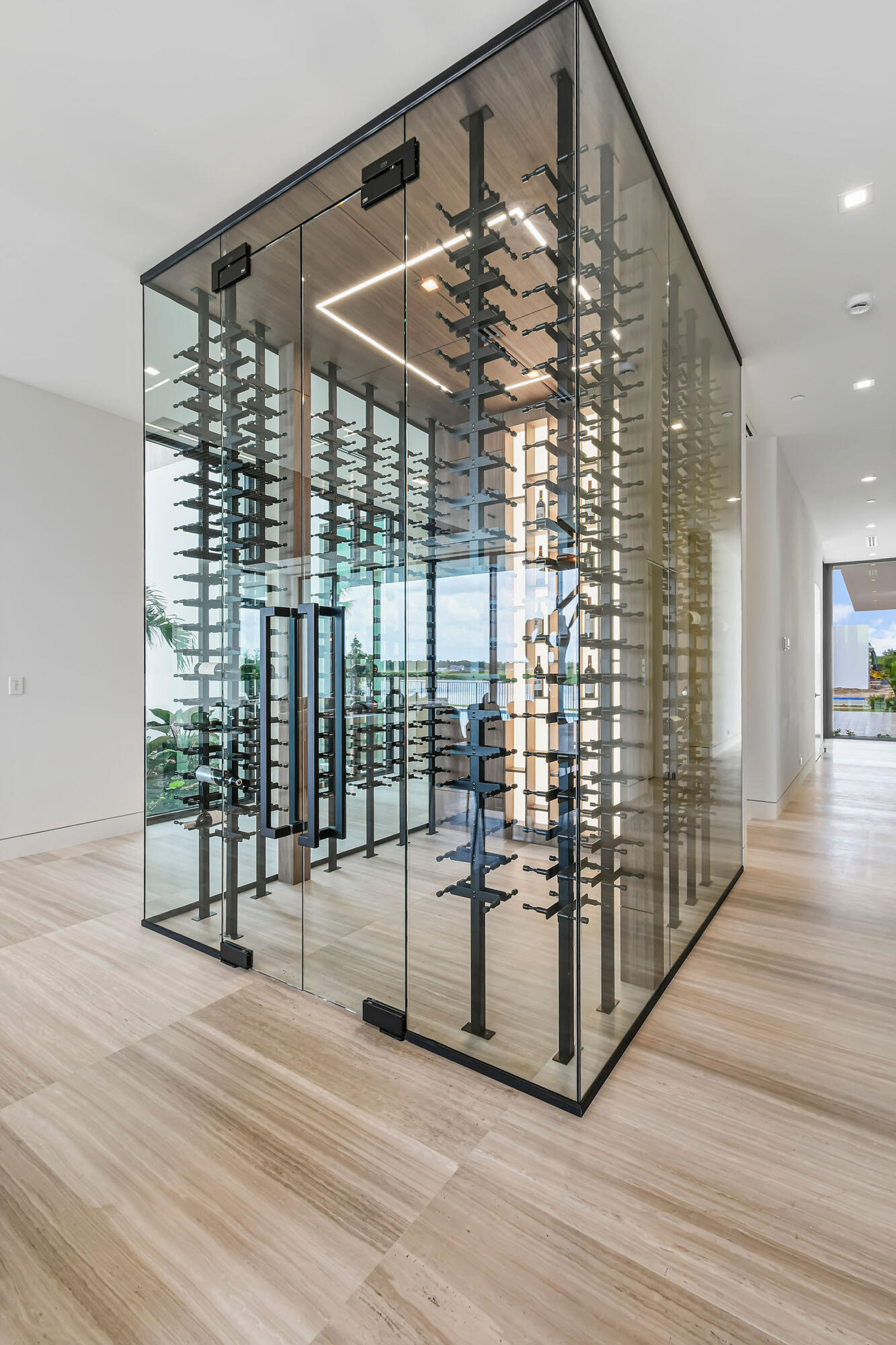 PANTHER NATIONAL - Residential