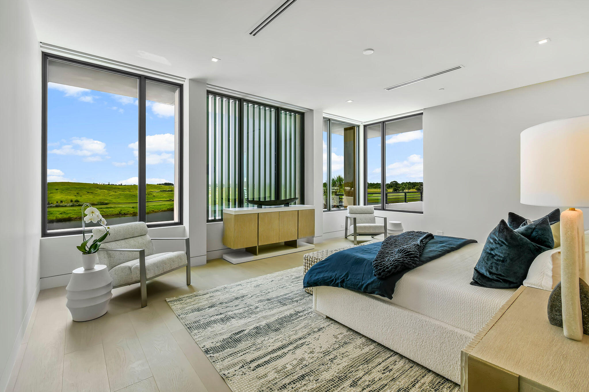 PANTHER NATIONAL - Residential