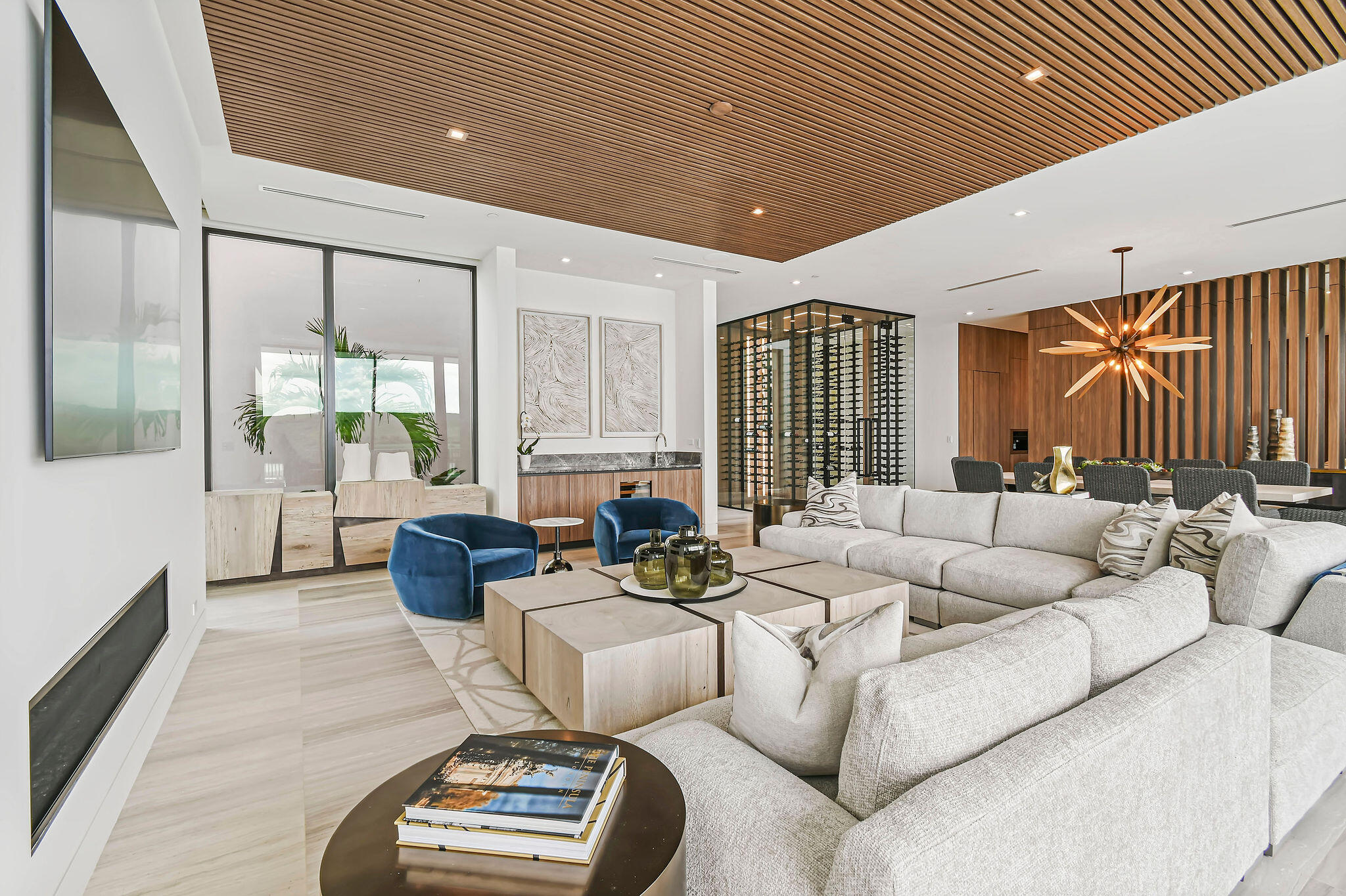 PANTHER NATIONAL - Residential