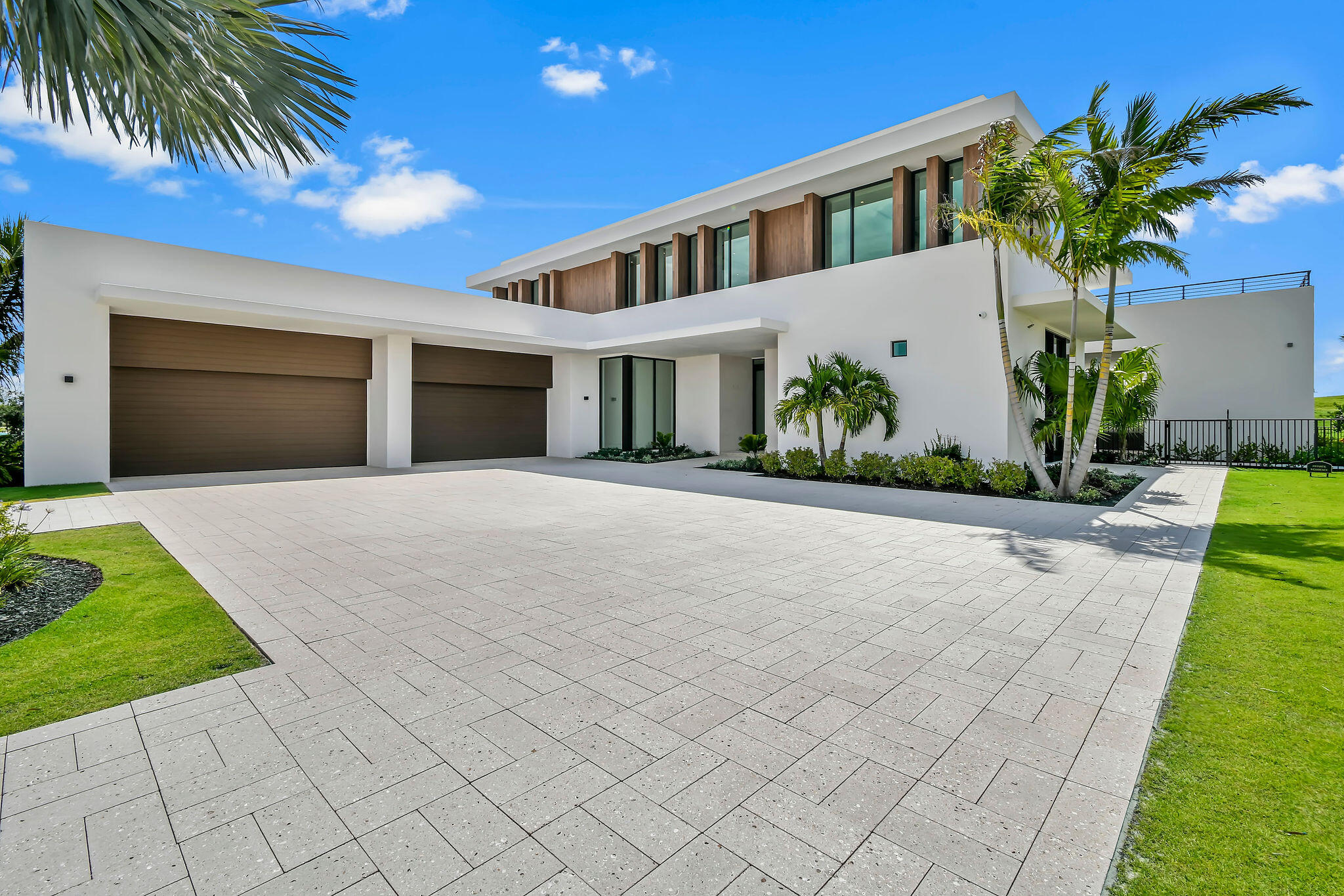 PANTHER NATIONAL - Residential