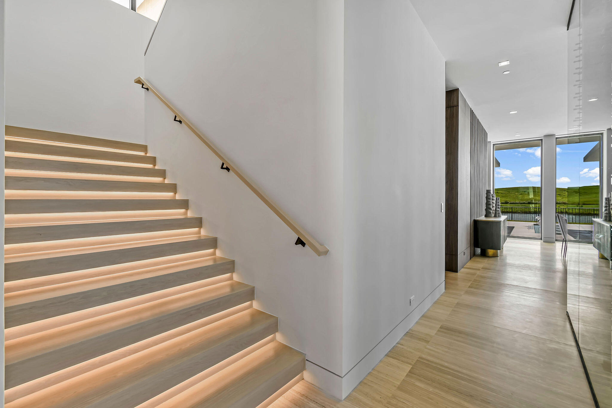 PANTHER NATIONAL - Residential